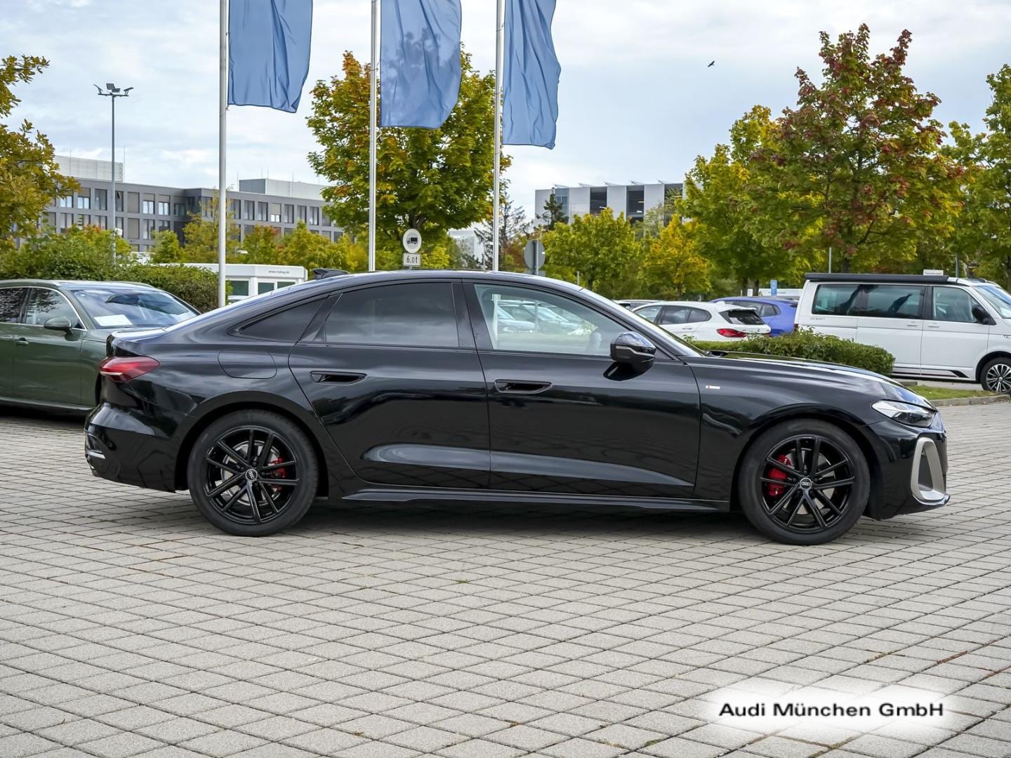 Bild über Audi A5 Limousine edition one TFSI quattro 150 kW S tronic - für weitere Informationen kontaktieren Sie den Audi Partner
