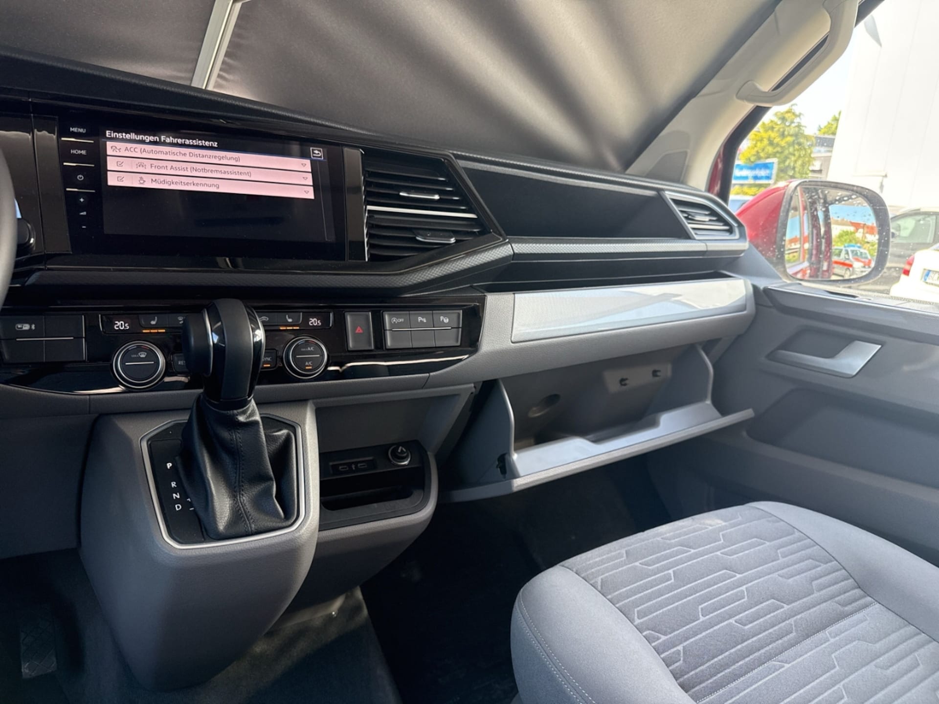 Volkswagen T6.1 California Ocean