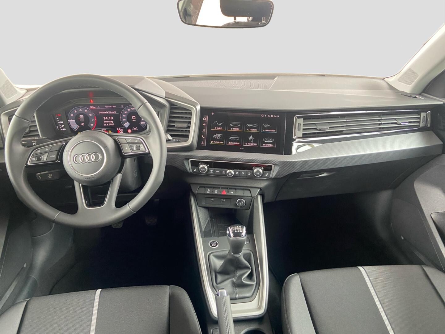 Bild über Audi A1 Sportback 30 TFSI Schaltgetriebe - für weitere Informationen kontaktieren Sie den Audi Partner