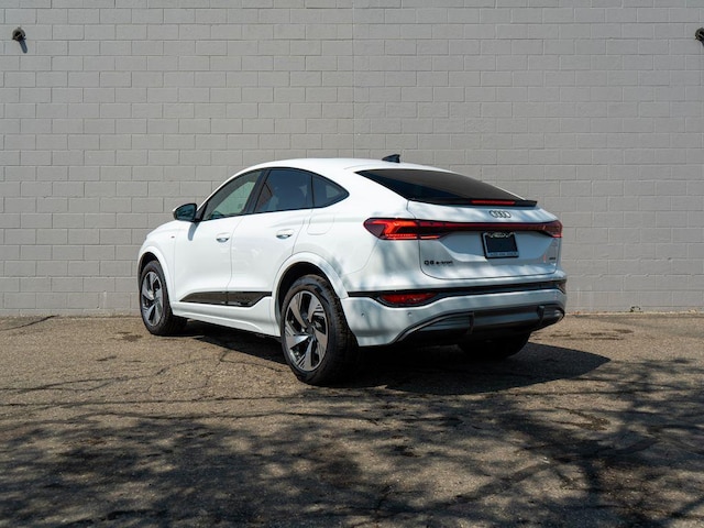 2027 Audi Q6 Sportback e-tron