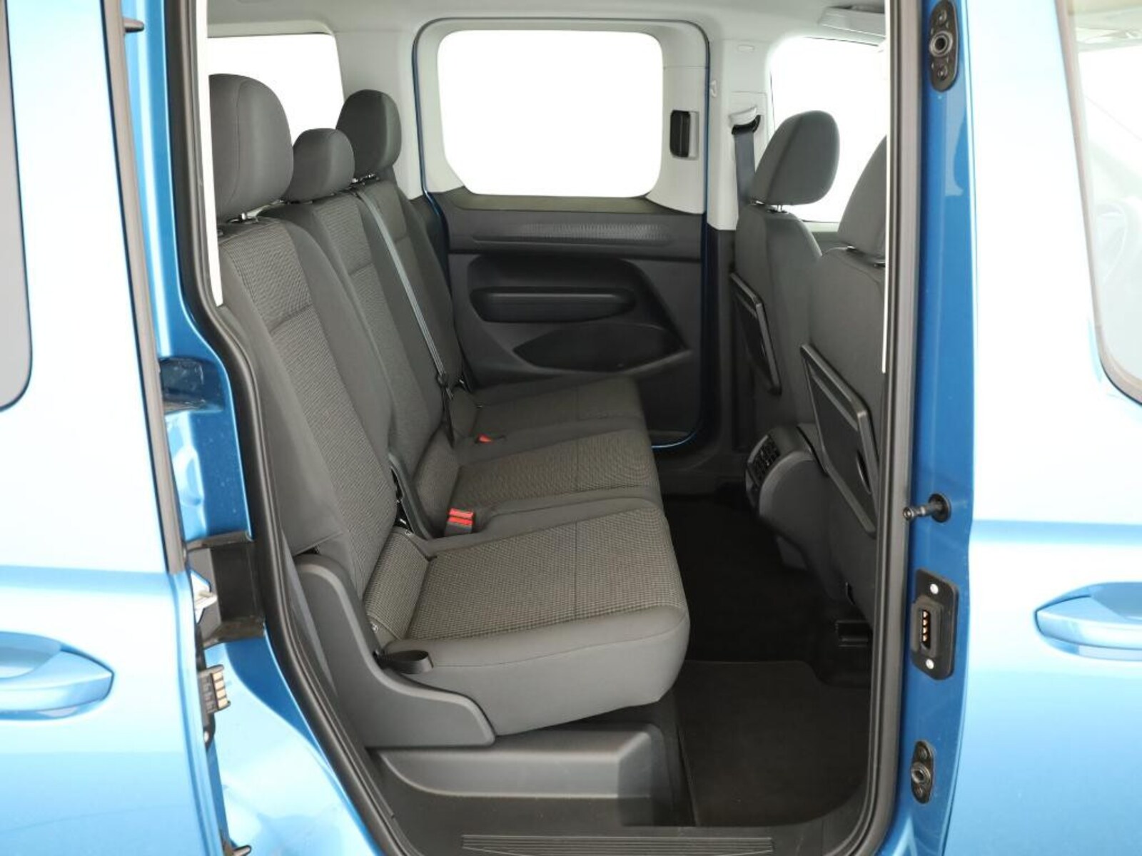 Volkswagen Caddy – Bild 8