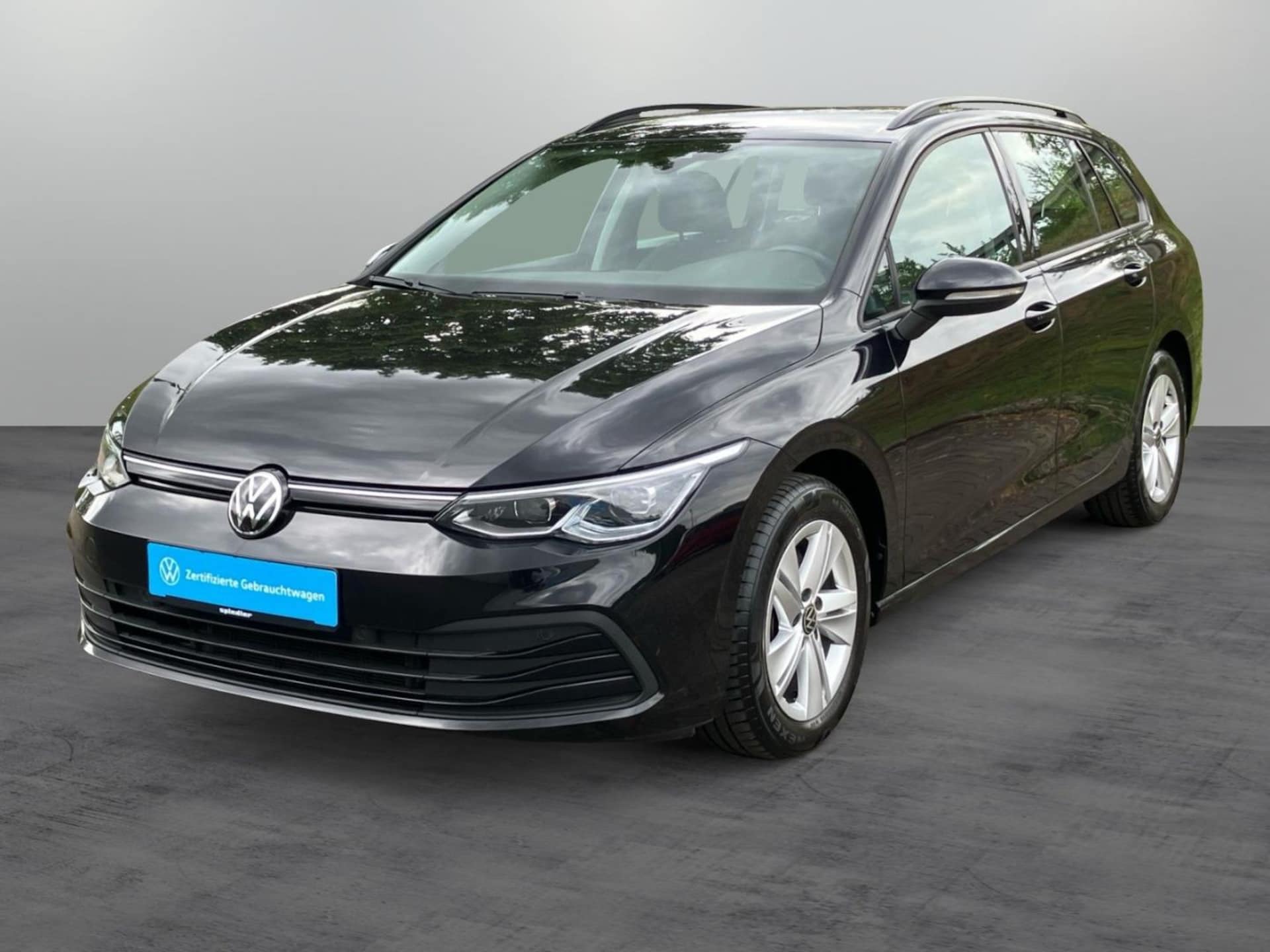 Volkswagen Golf Variant Life