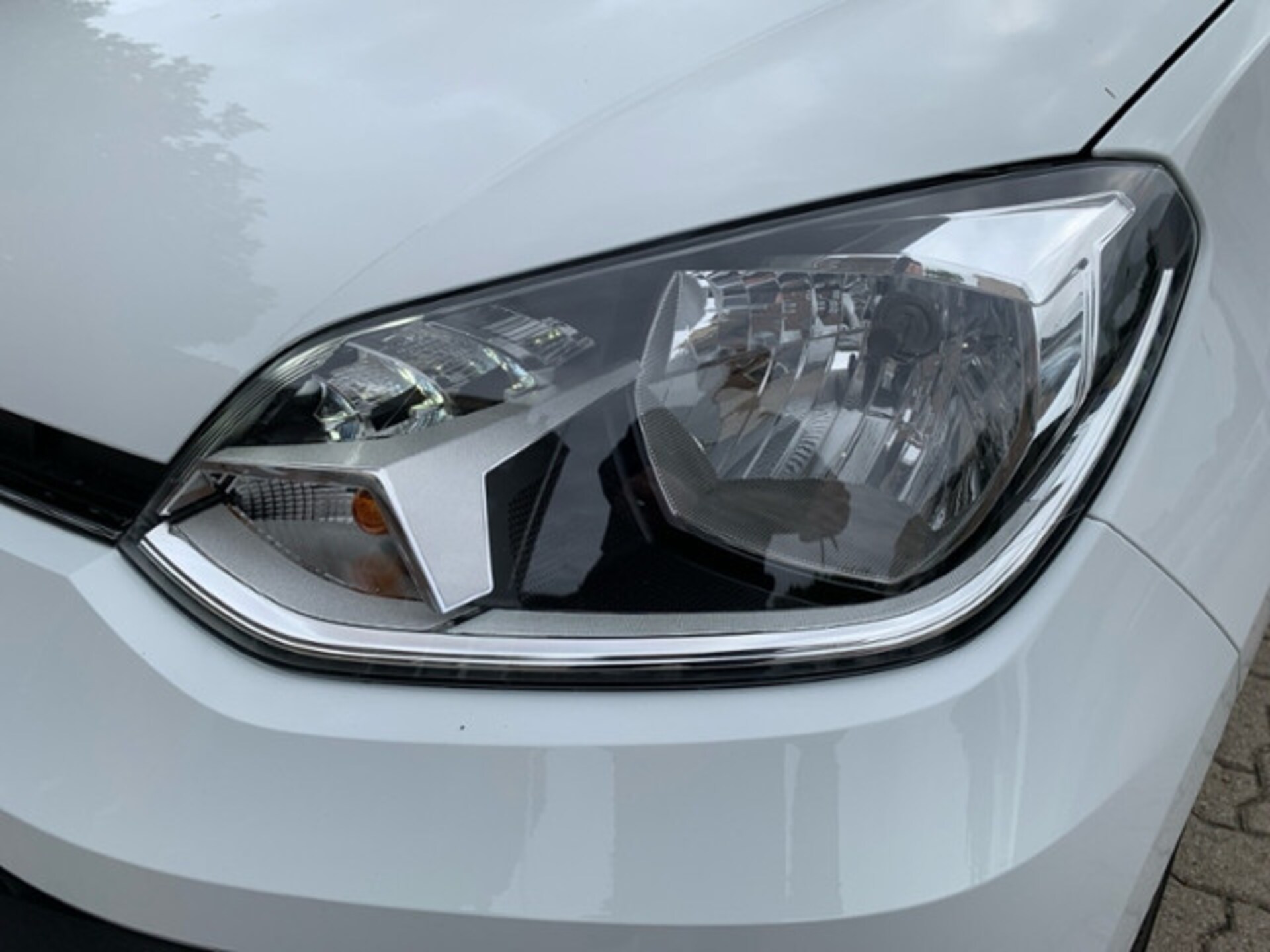 Volkswagen up! R-Line