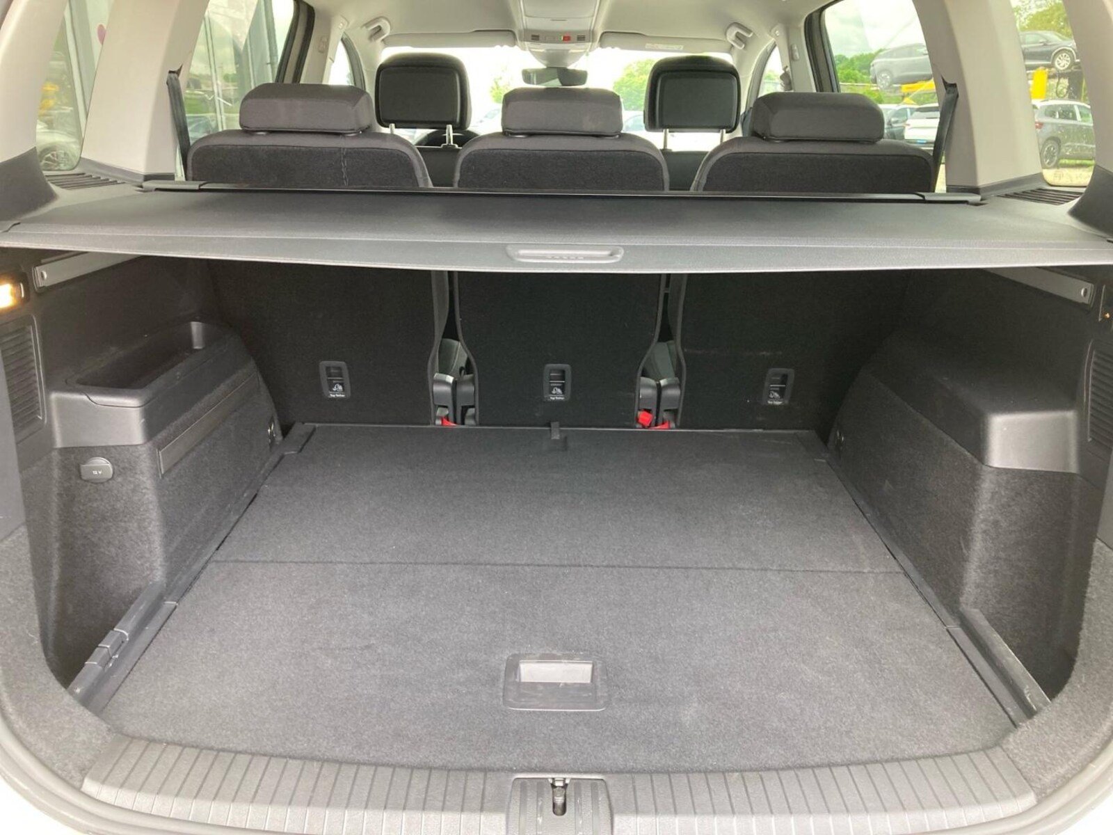 Volkswagen Touran – Bild 8