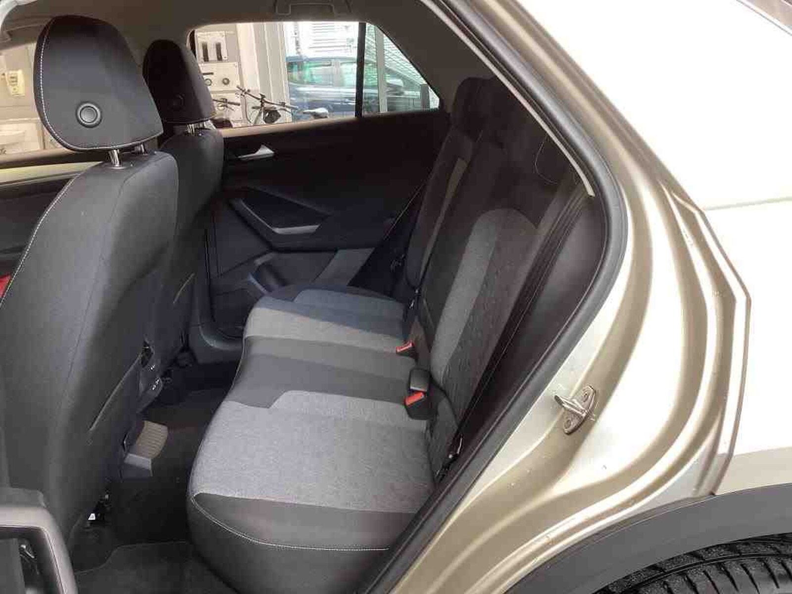 Volkswagen T-Roc – Bild 8