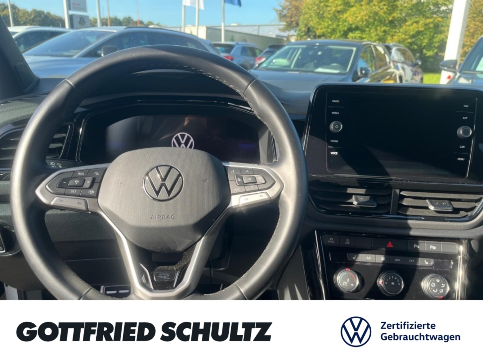 Volkswagen T-Roc – Bild 13