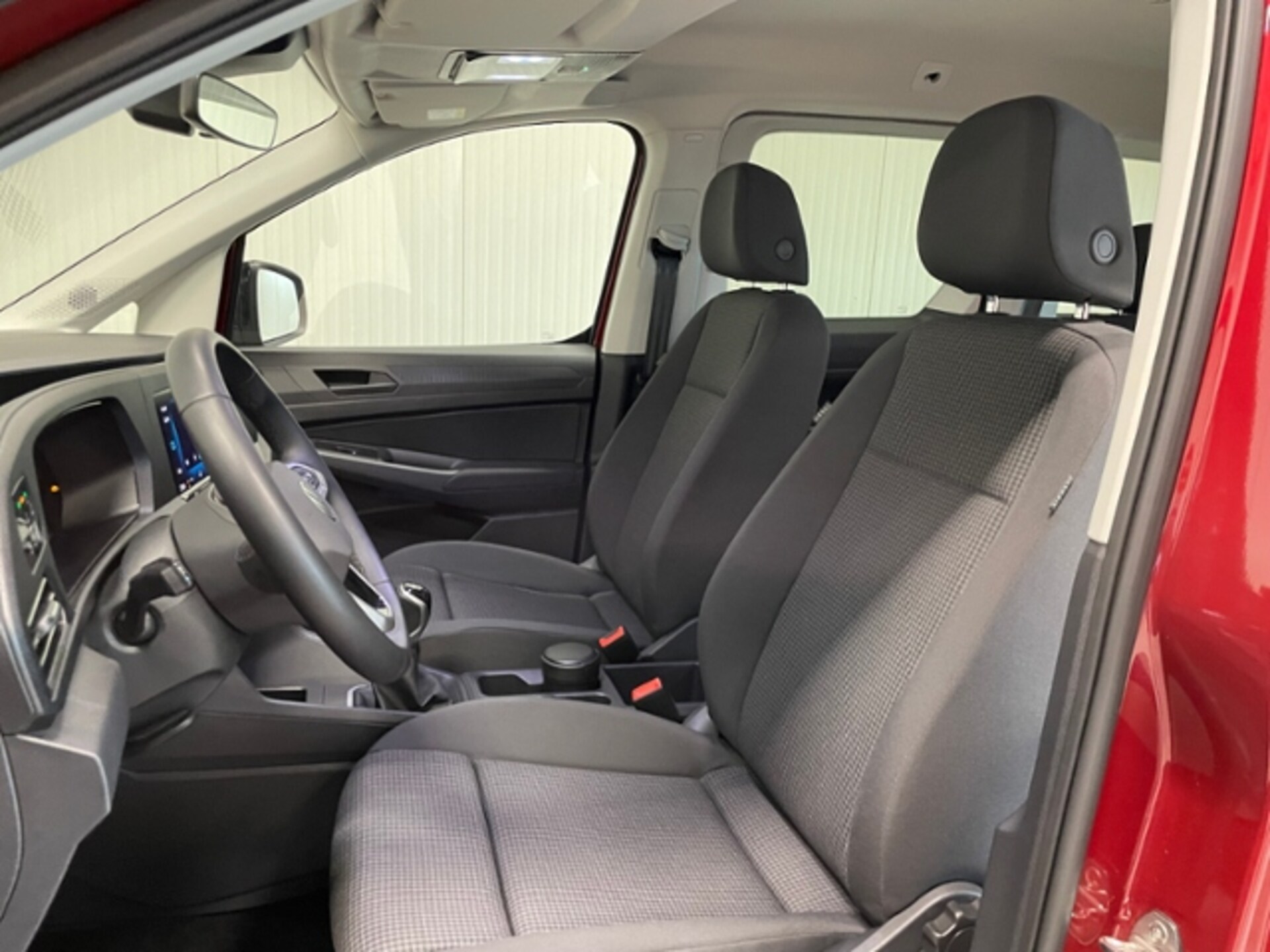 Volkswagen Caddy Basis-Modell