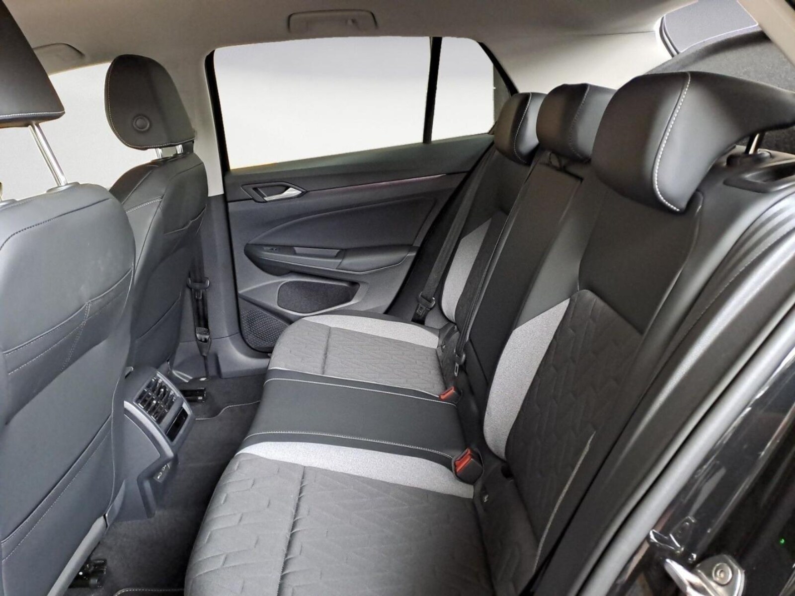 Volkswagen Golf – Bild 14