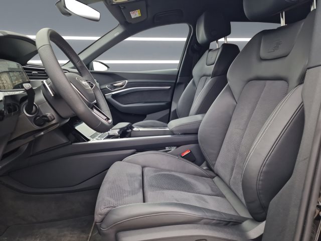 Image about Audi Q8 e-tron S line 55 e-tron quattro
