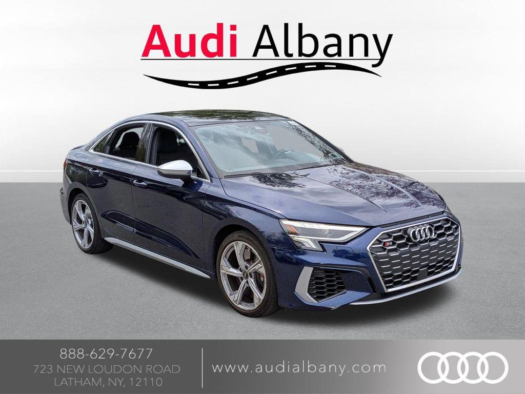 2022 Audi S3 2.0 TFSI Premium Plus quattro S tronic's photo