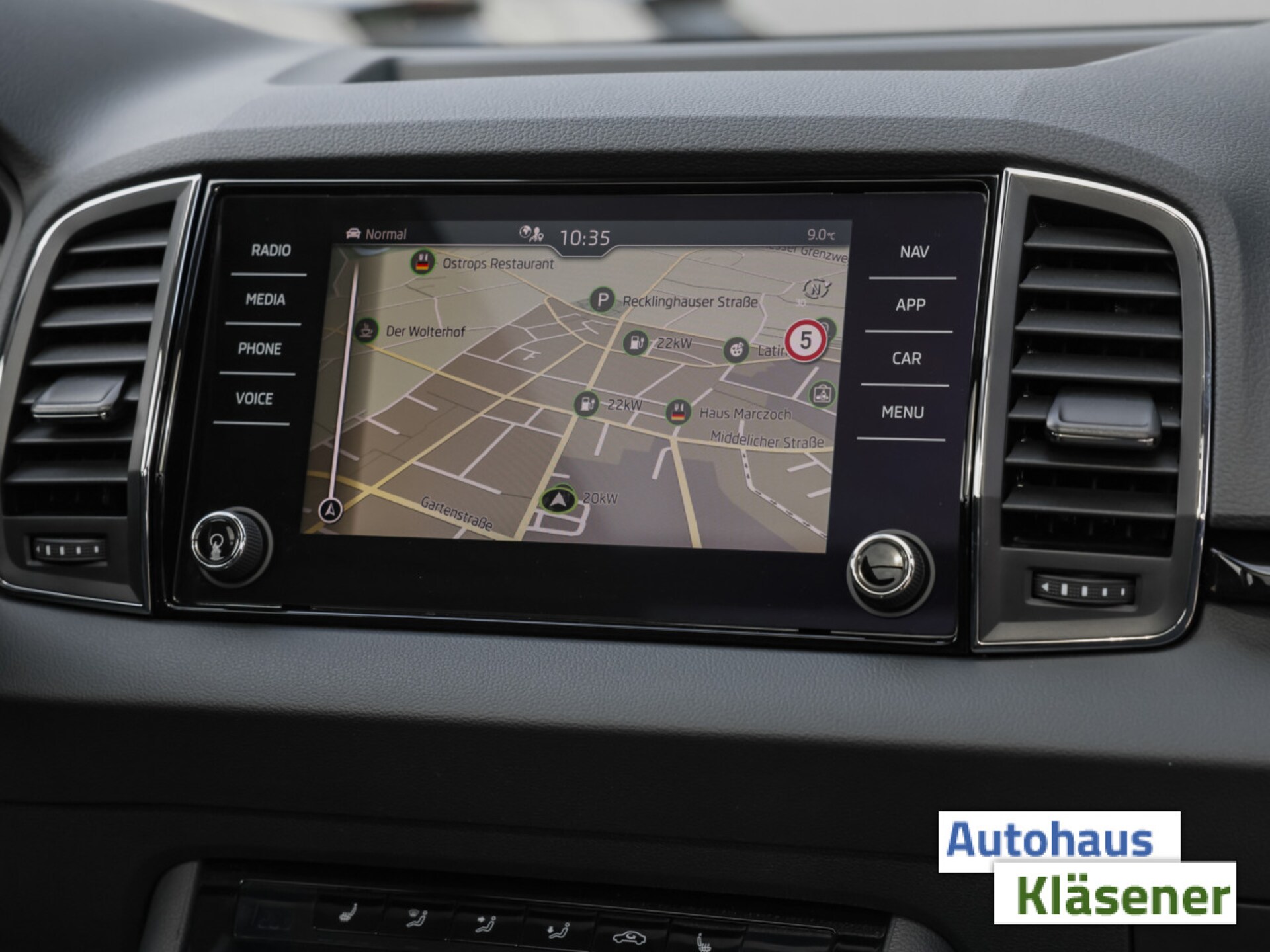 Skoda Karoq Tour