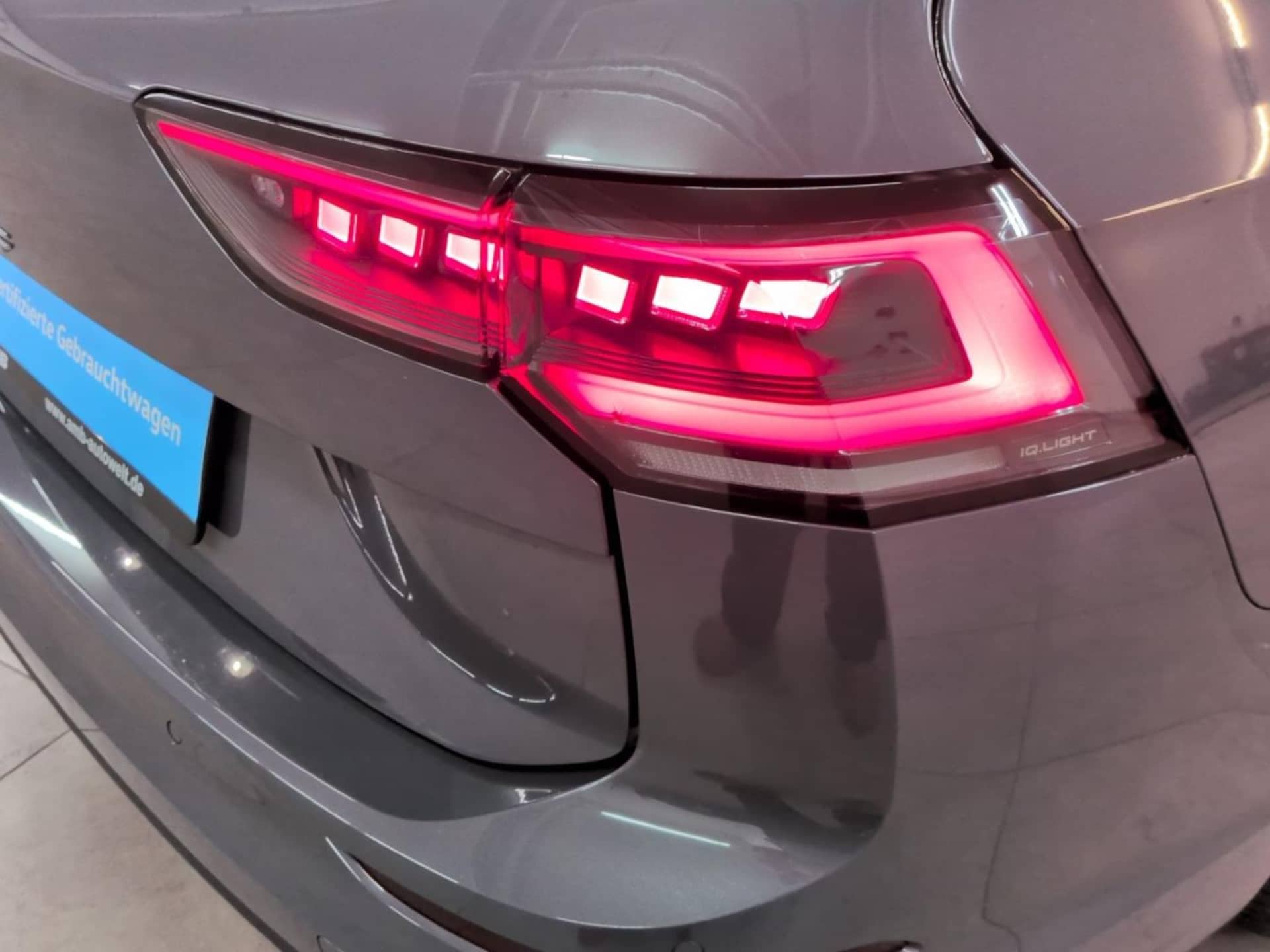 Volkswagen Golf Variant Life