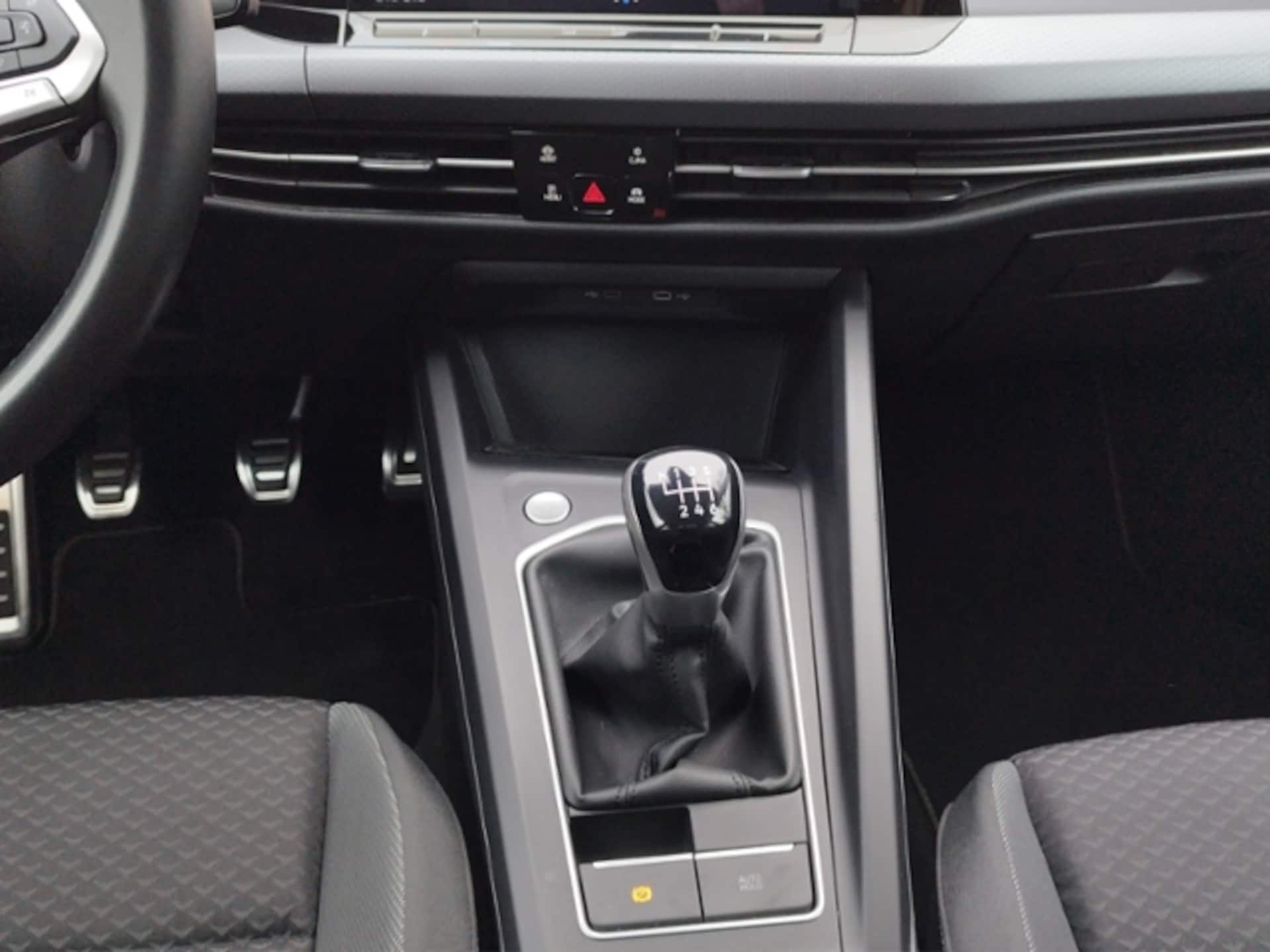 Volkswagen Golf Active
