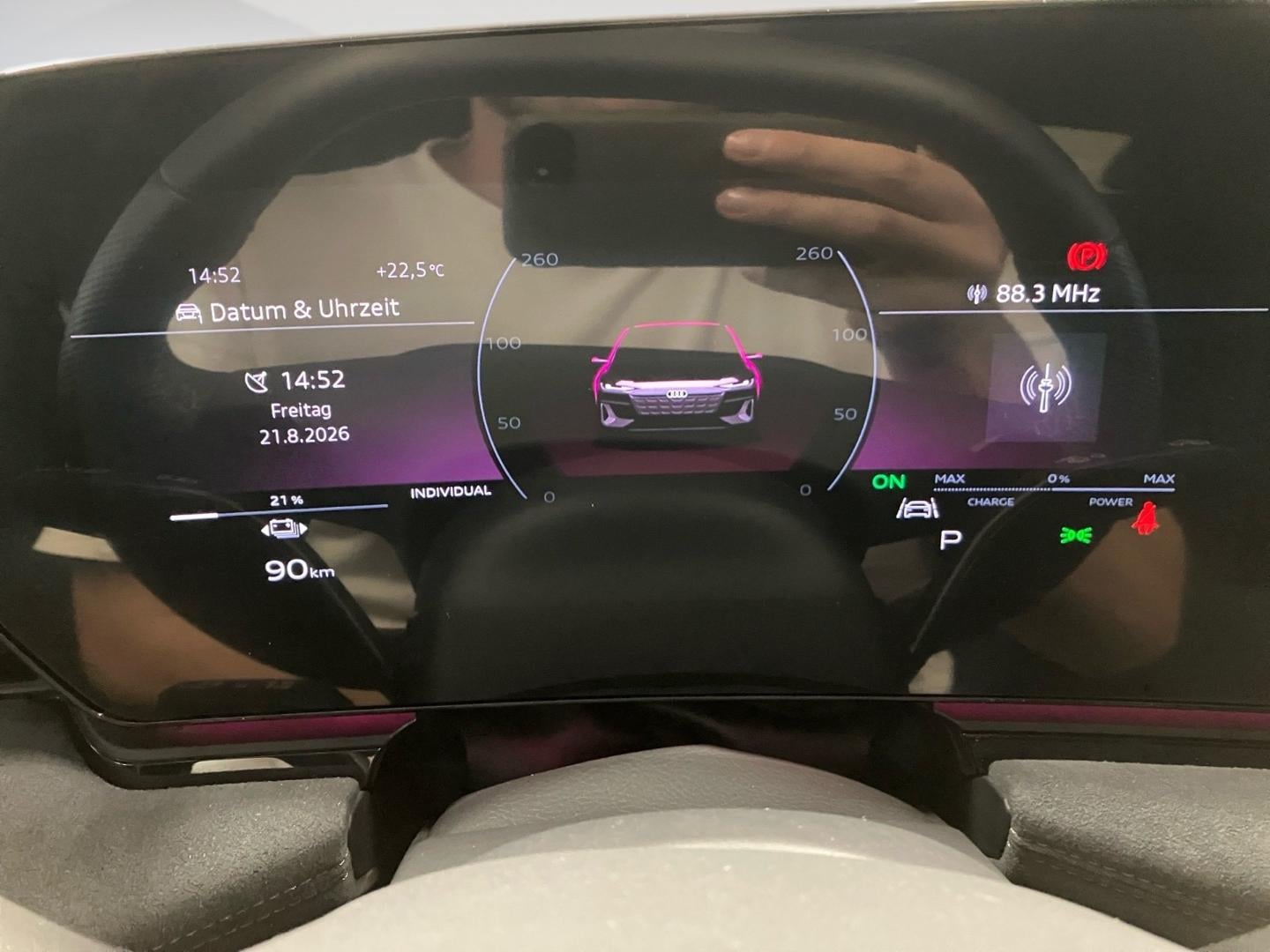 Bild über Audi A6 Avant e-tron e-tron performance - für weitere Informationen kontaktieren Sie den Audi Partner