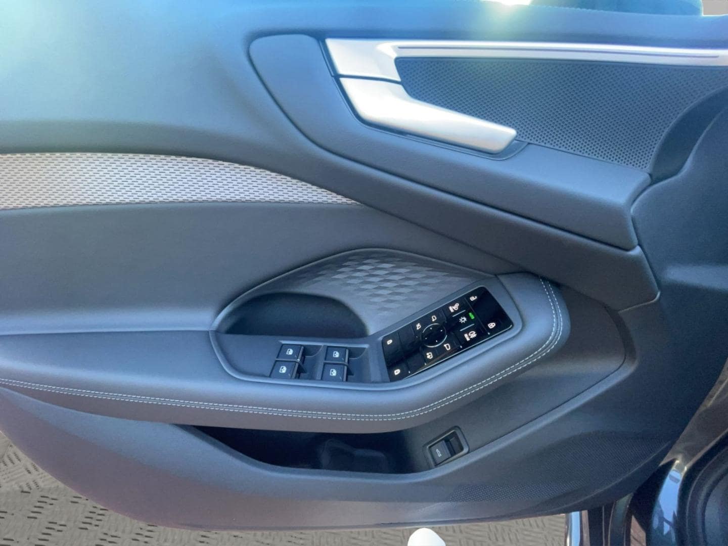 Bild über Audi A5 Avant TFSI 110 kW S tronic - für weitere Informationen kontaktieren Sie den Audi Partner