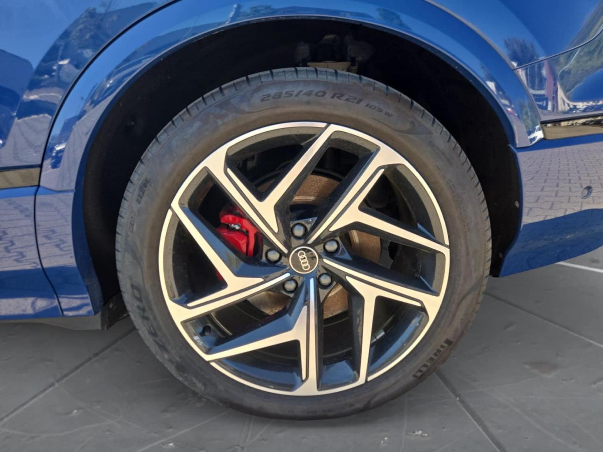 Audi Q6 SUV e-tron