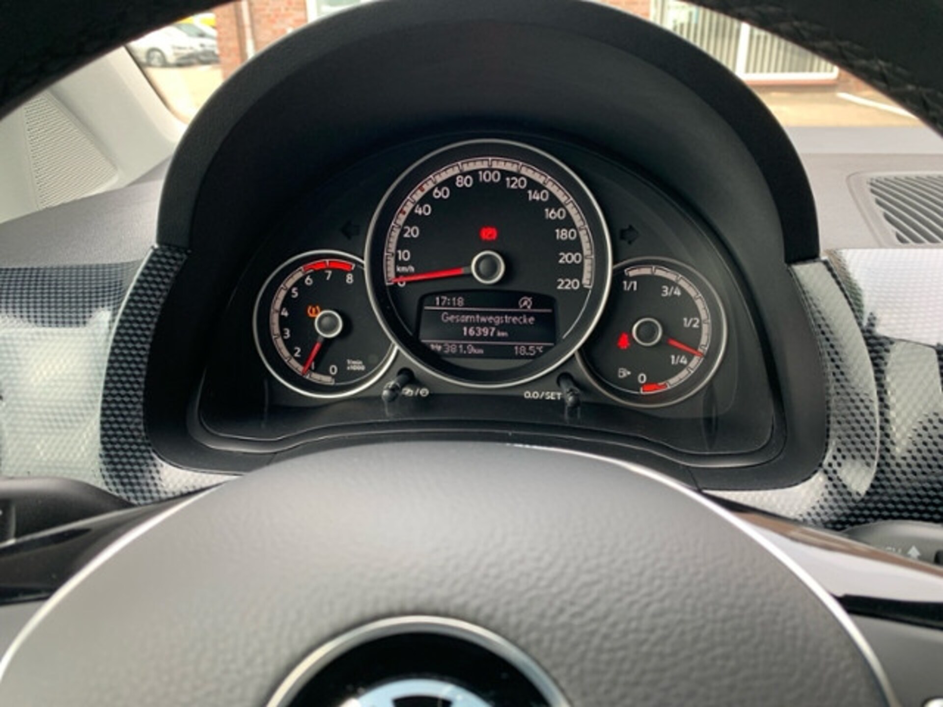 Volkswagen up! R-Line