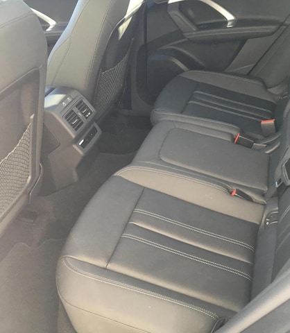 2025 Audi Q5 Premium - Photo 9