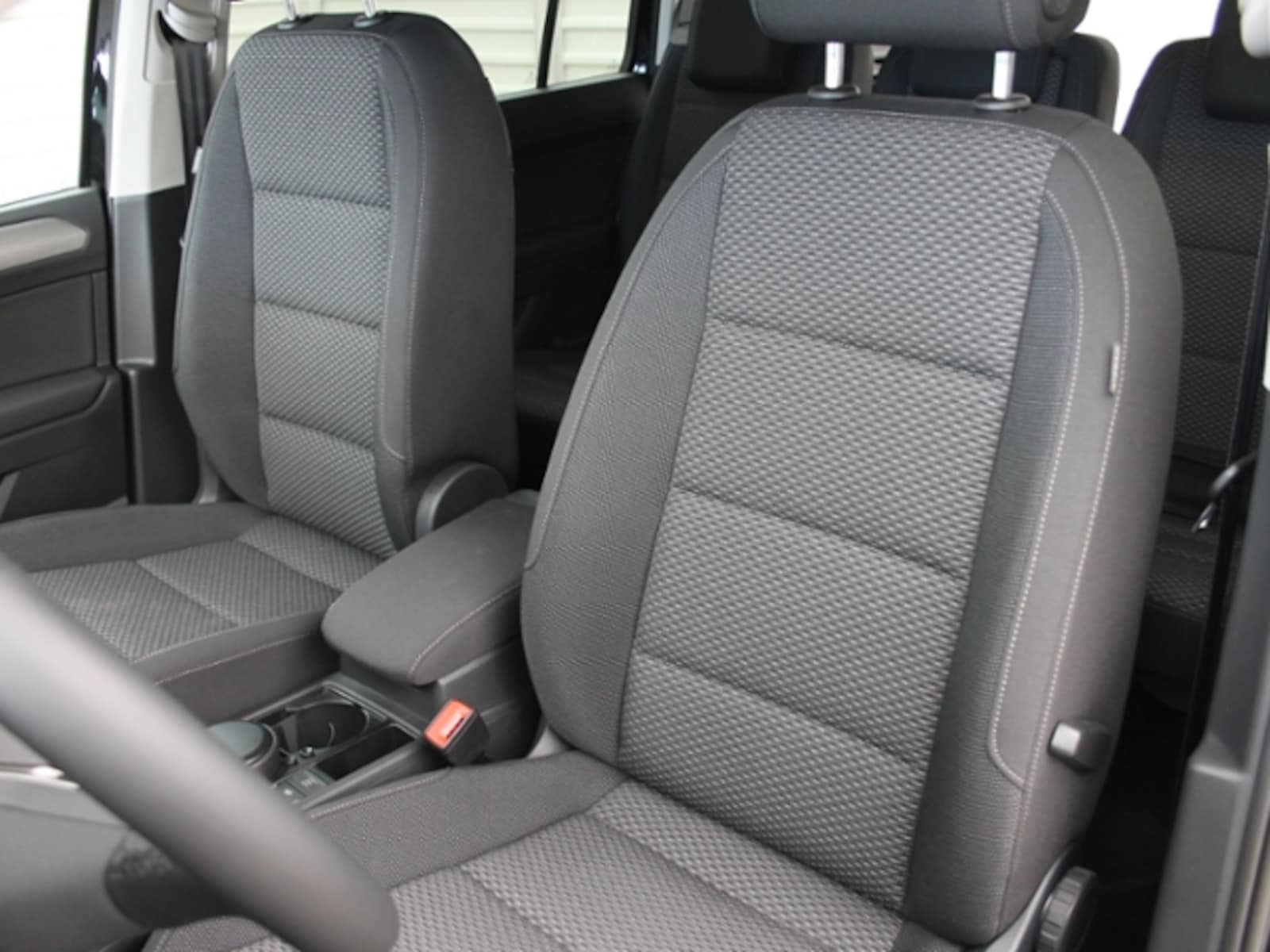 Volkswagen Touran – Bild 10