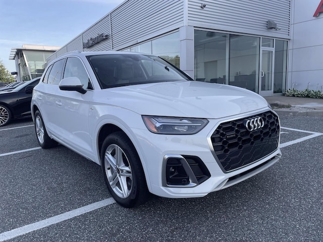 Photo of 2024 Audi Q5 TFSI e 