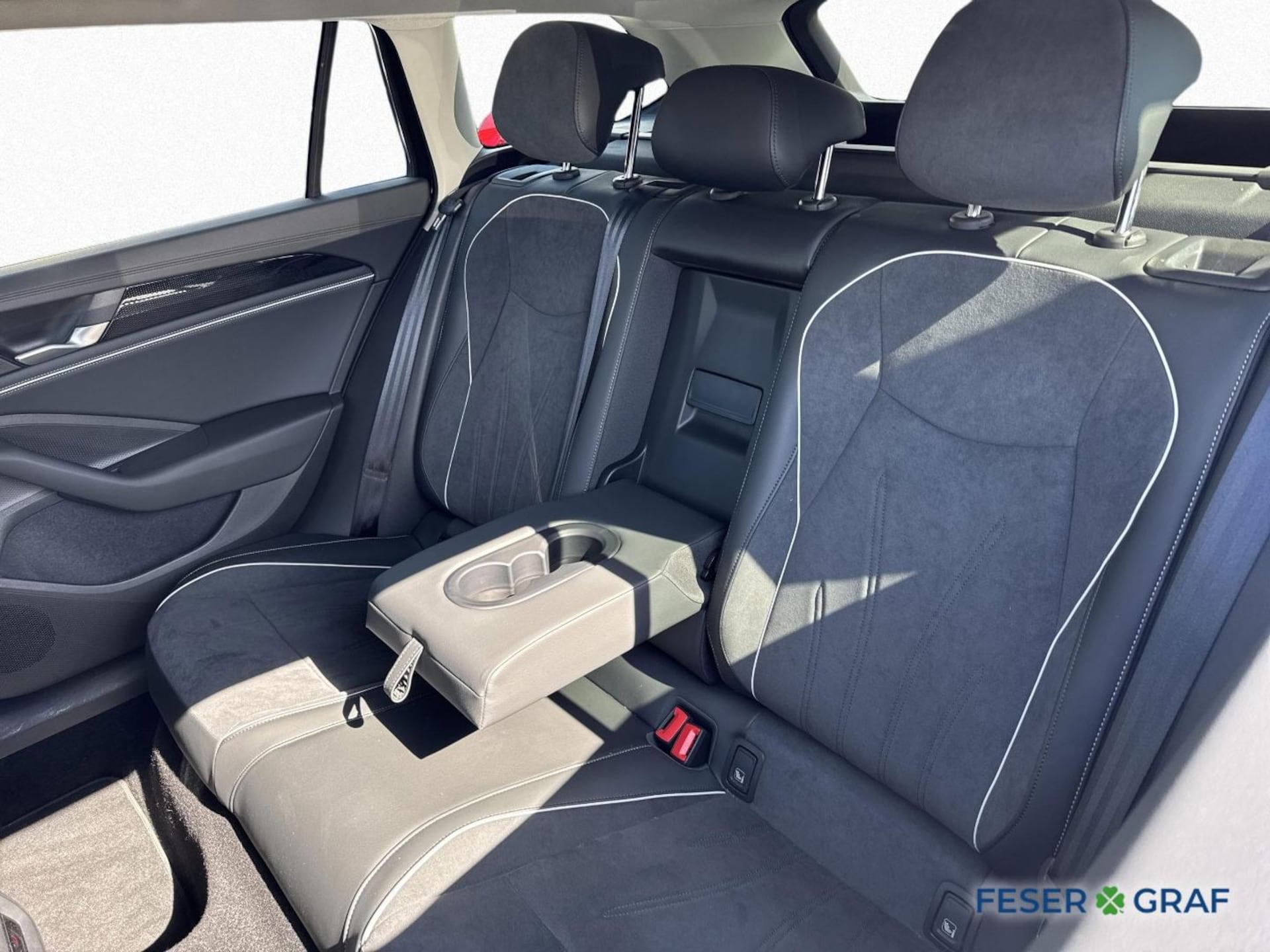 Volkswagen Passat Business