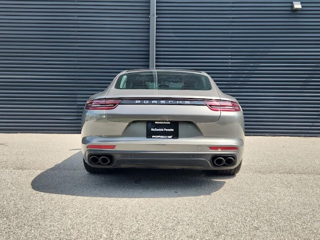 2018 Porsche Panamera
