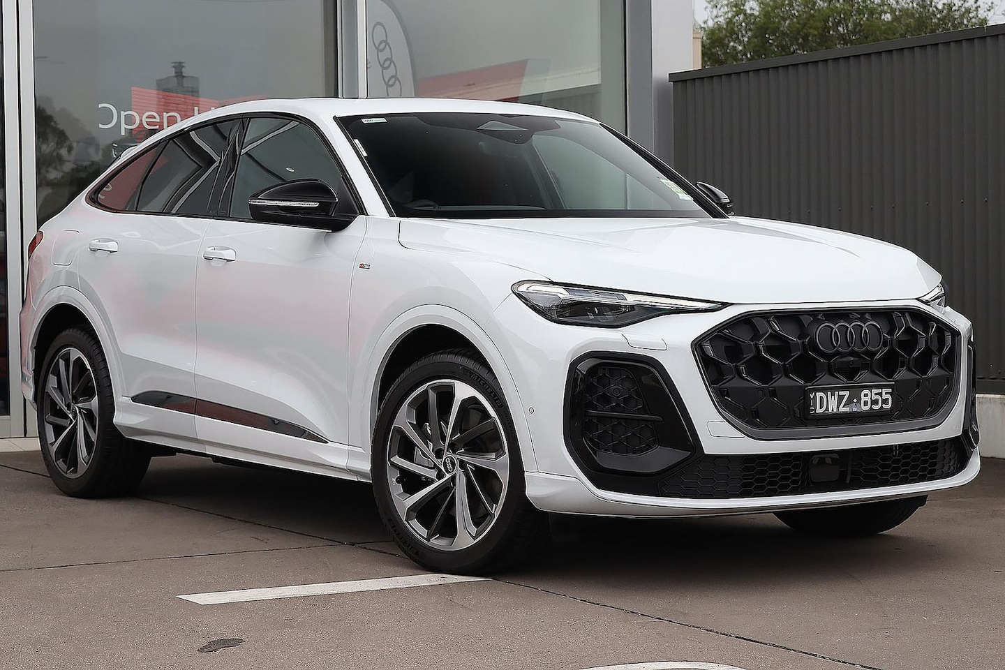 Image about Audi Q5 Sportback TDI quattro 150 kW sport