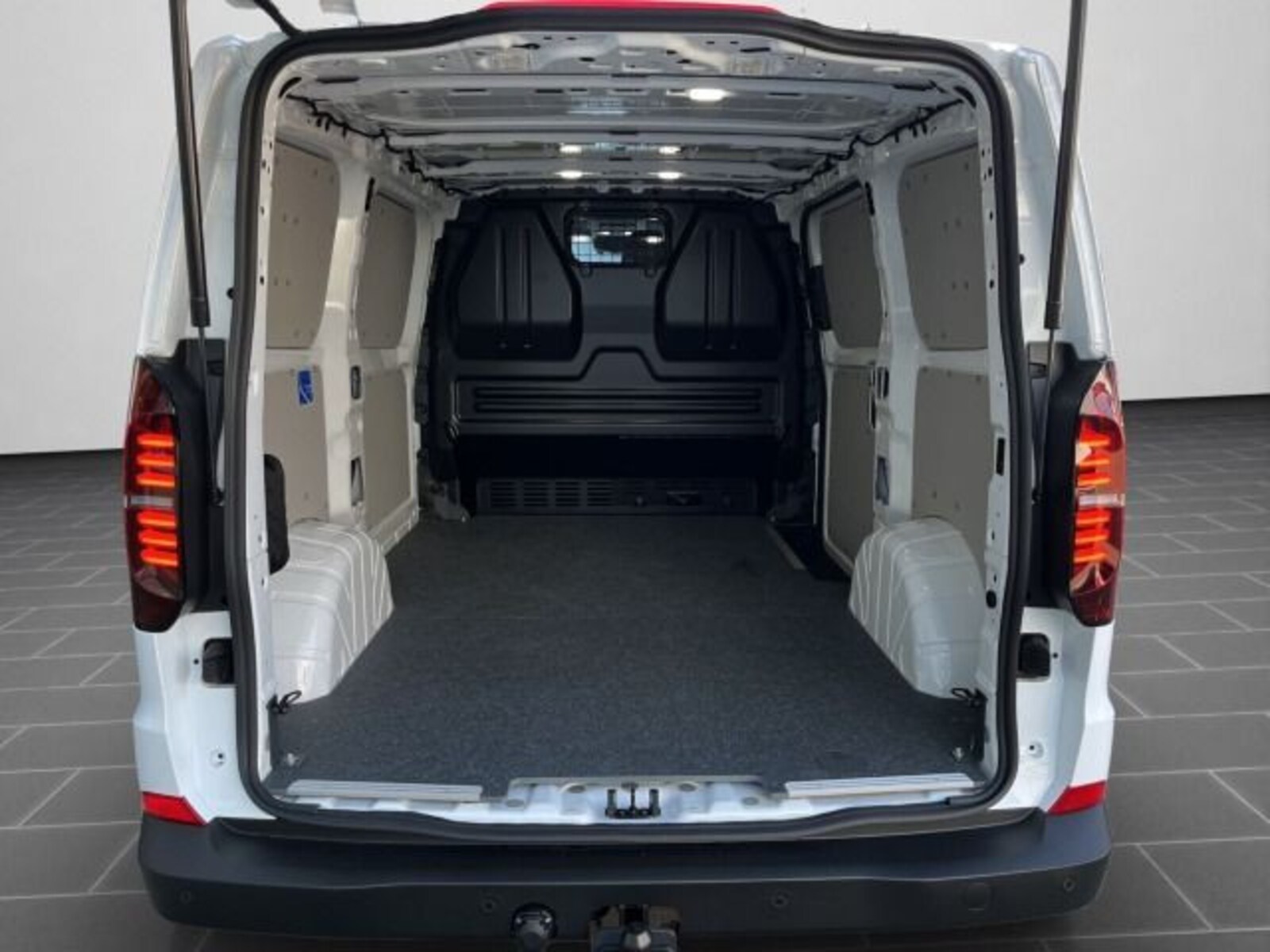 Volkswagen Transporter Kasten kurzer Radstand – Bild 14