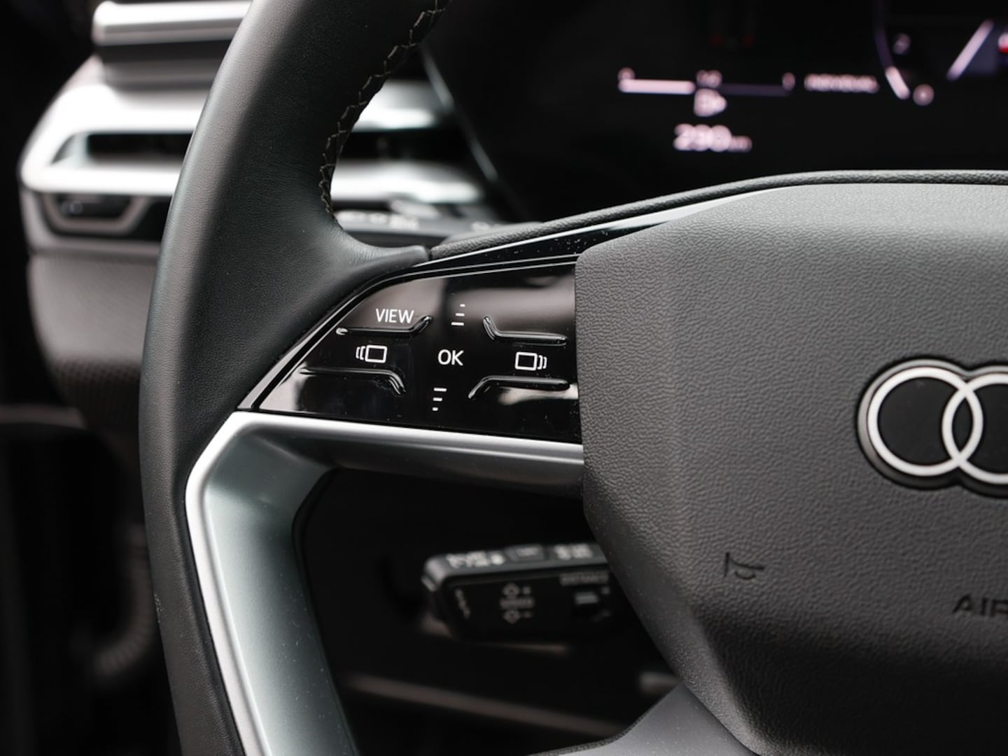 Bild über Audi A5 Avant TFSI quattro S tronic - für weitere Informationen kontaktieren Sie den Audi Partner
