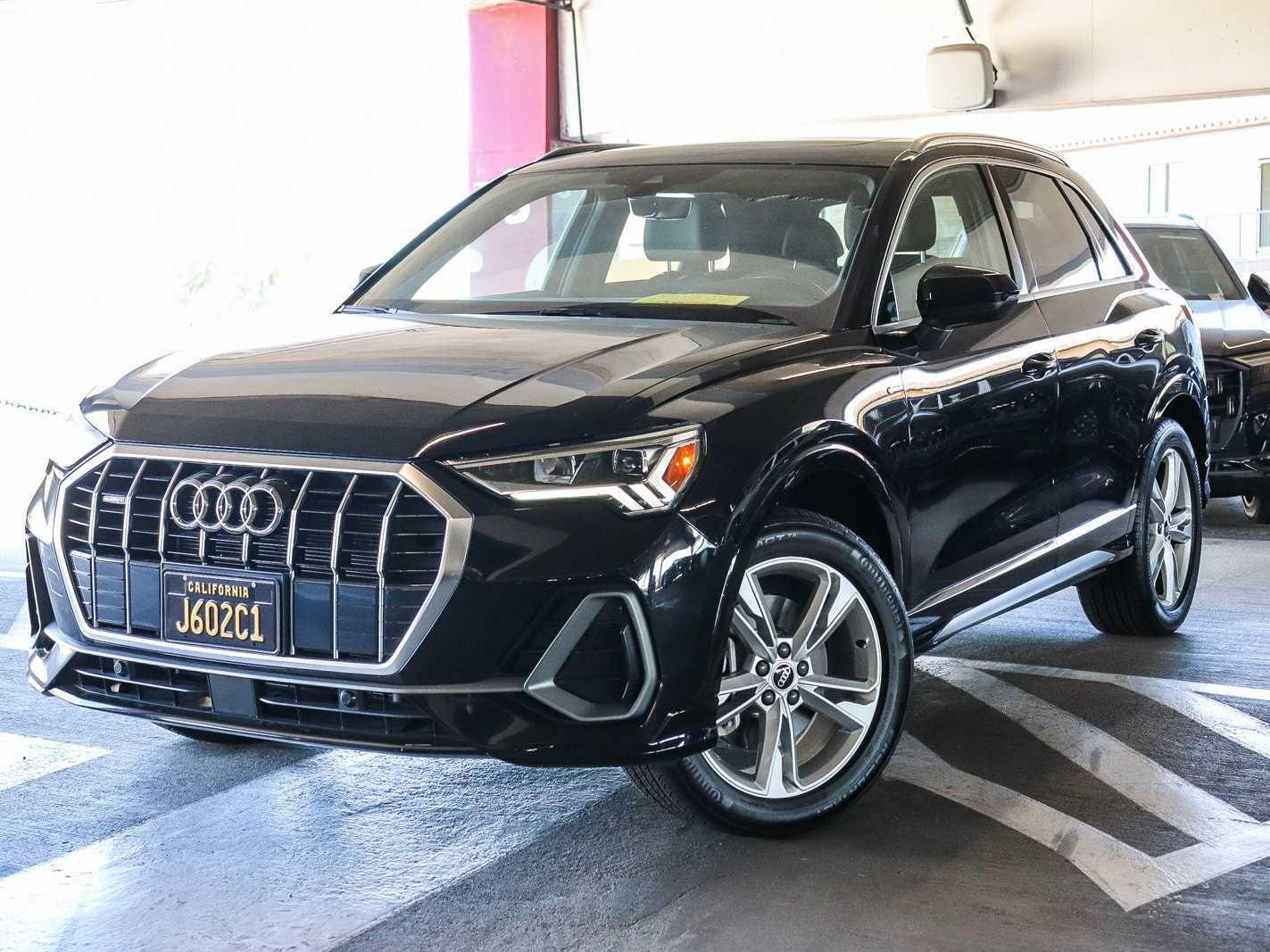 2023 Audi Q3 45 TFSI S Line Premium quattro's photo