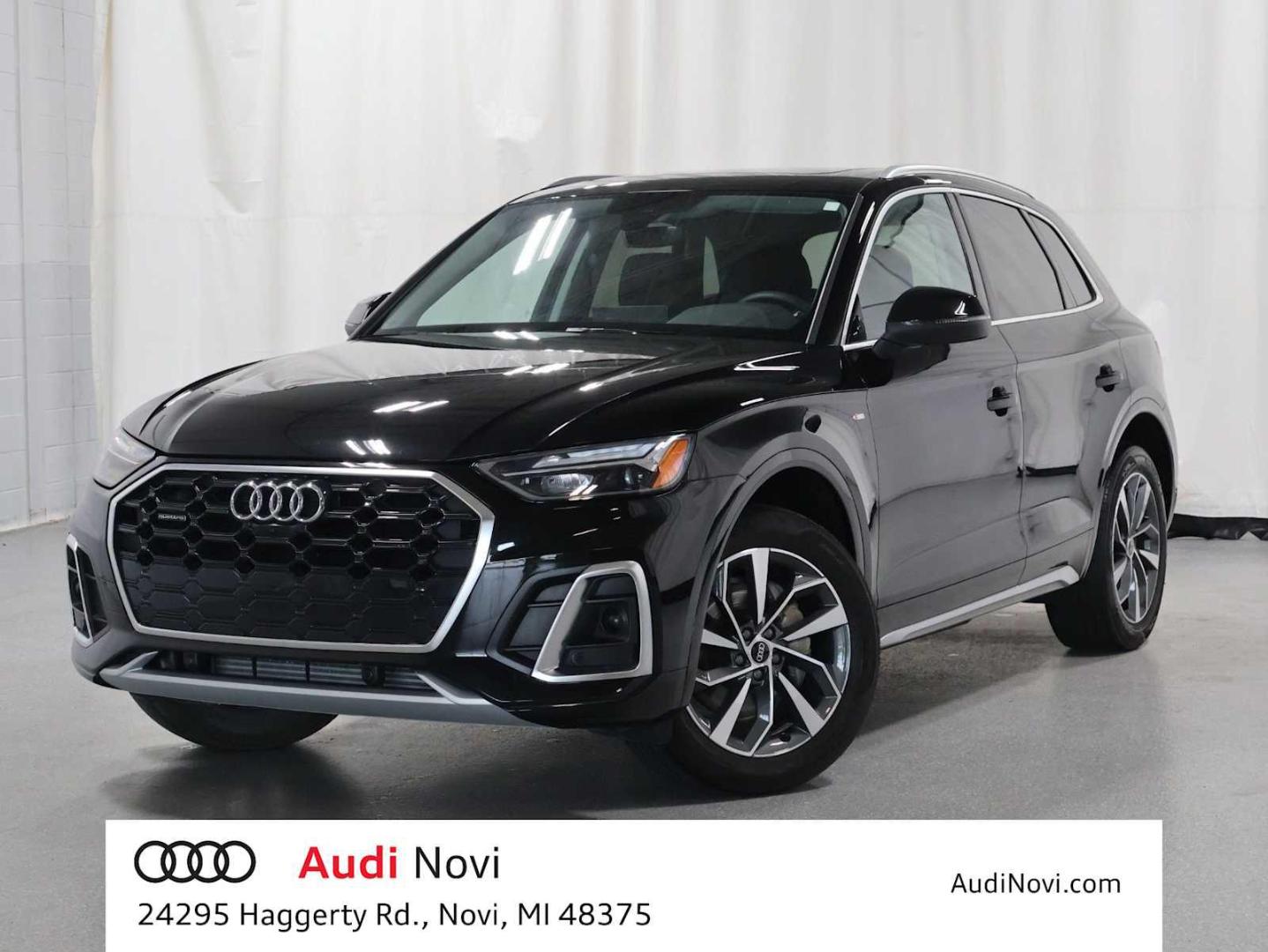 2023 Audi Q5 45 Premium Plus's photo