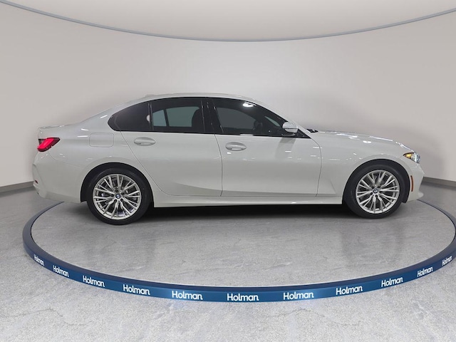 2023 BMW 330i