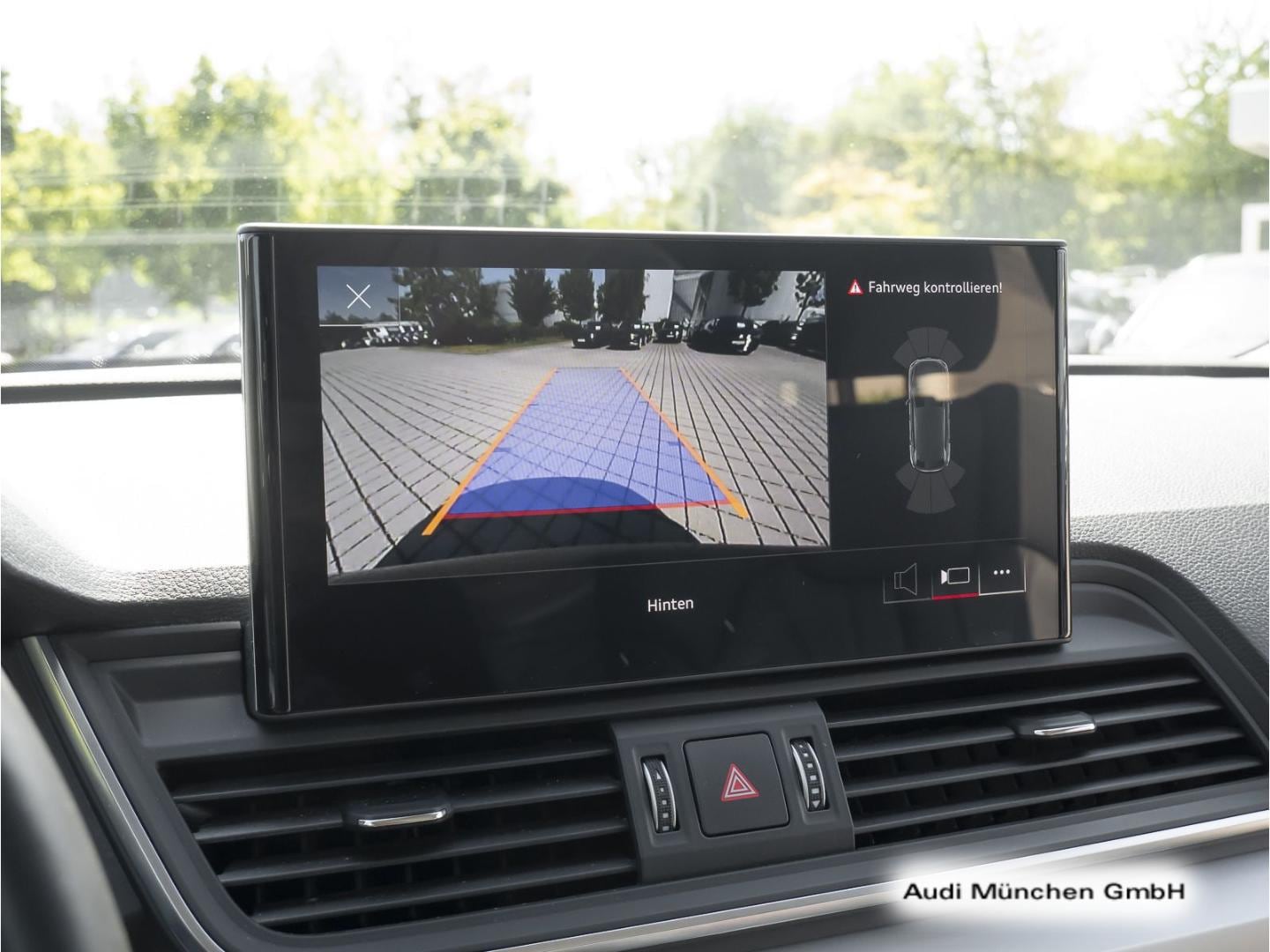 Bild über Audi Q5 40 TFSI quattro S tronic - für weitere Informationen kontaktieren Sie den Audi Partner