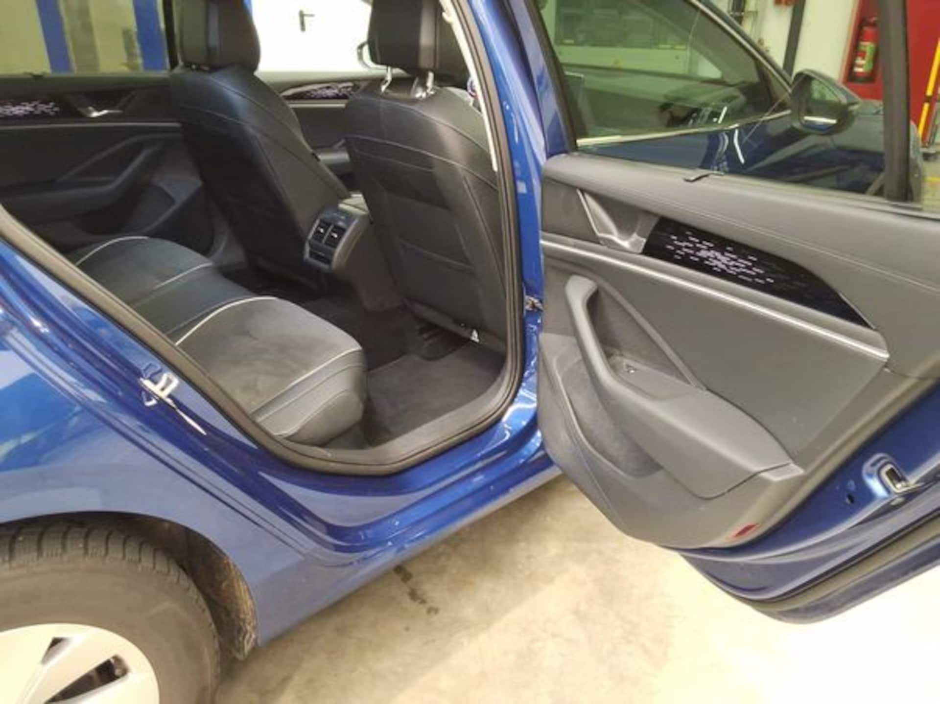 Volkswagen Passat Business