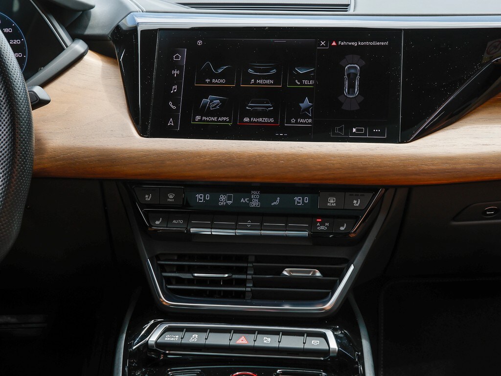 Image about Audi e-tron GT e-tron quattro