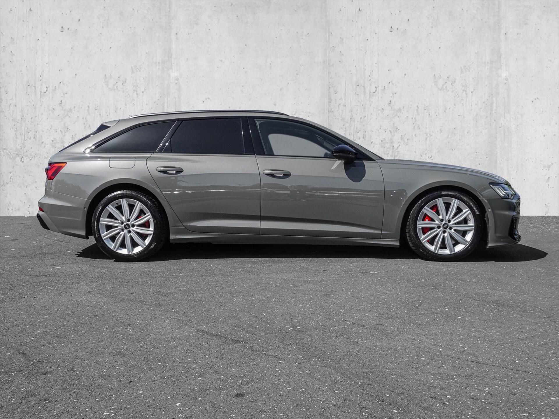 Audi S6 Avant