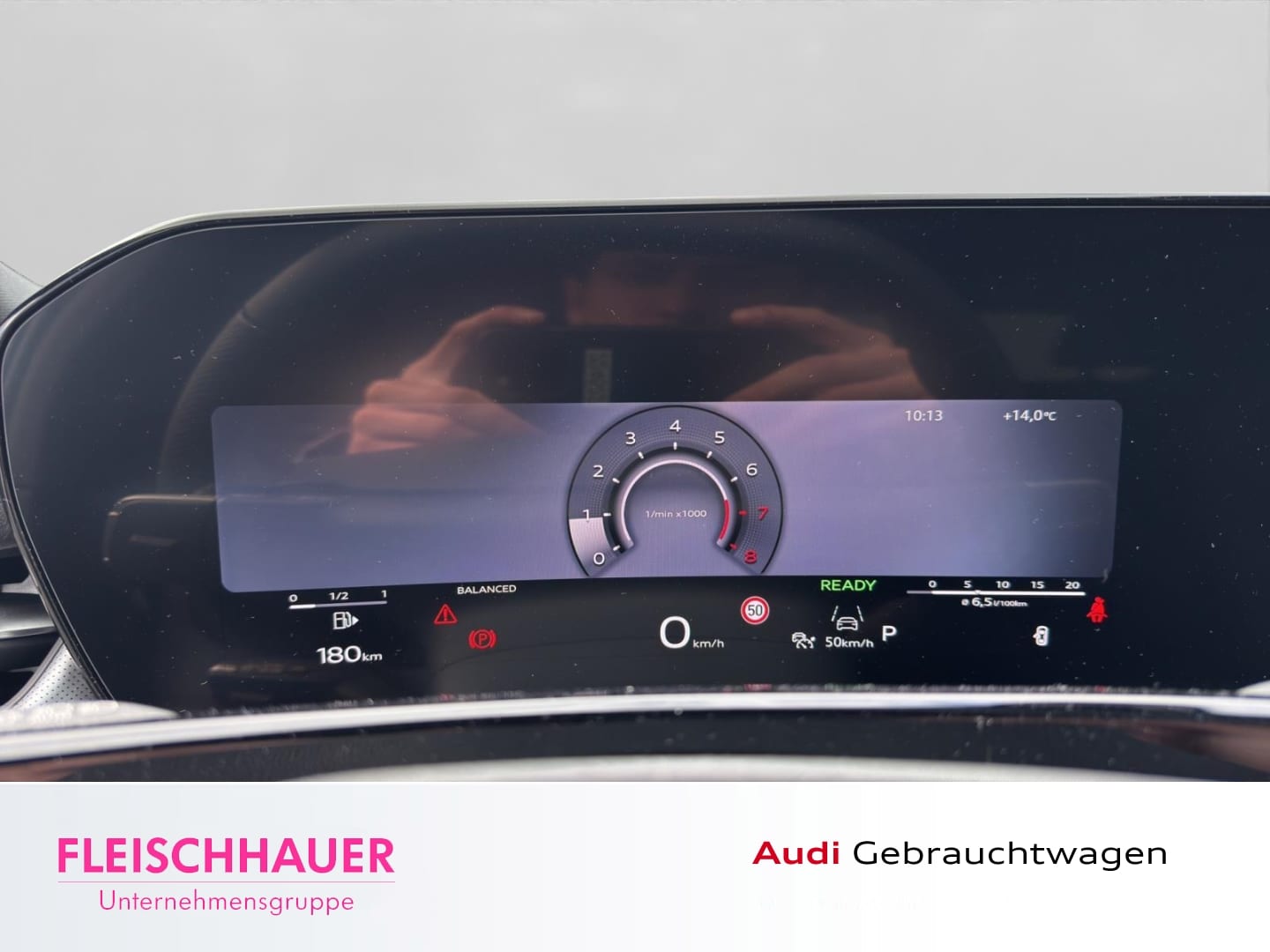 Bild über Audi Q3 Sportback TFSI 110 kW S tronic - für weitere Informationen kontaktieren Sie den Audi Partner