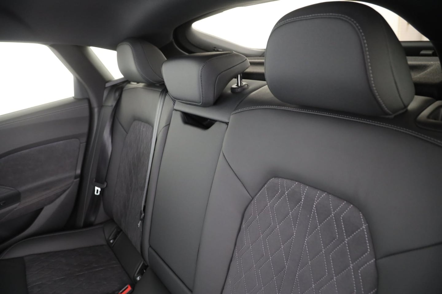 Bild über Audi A5 Limousine TFSI quattro S tronic - für weitere Informationen kontaktieren Sie den Audi Partner