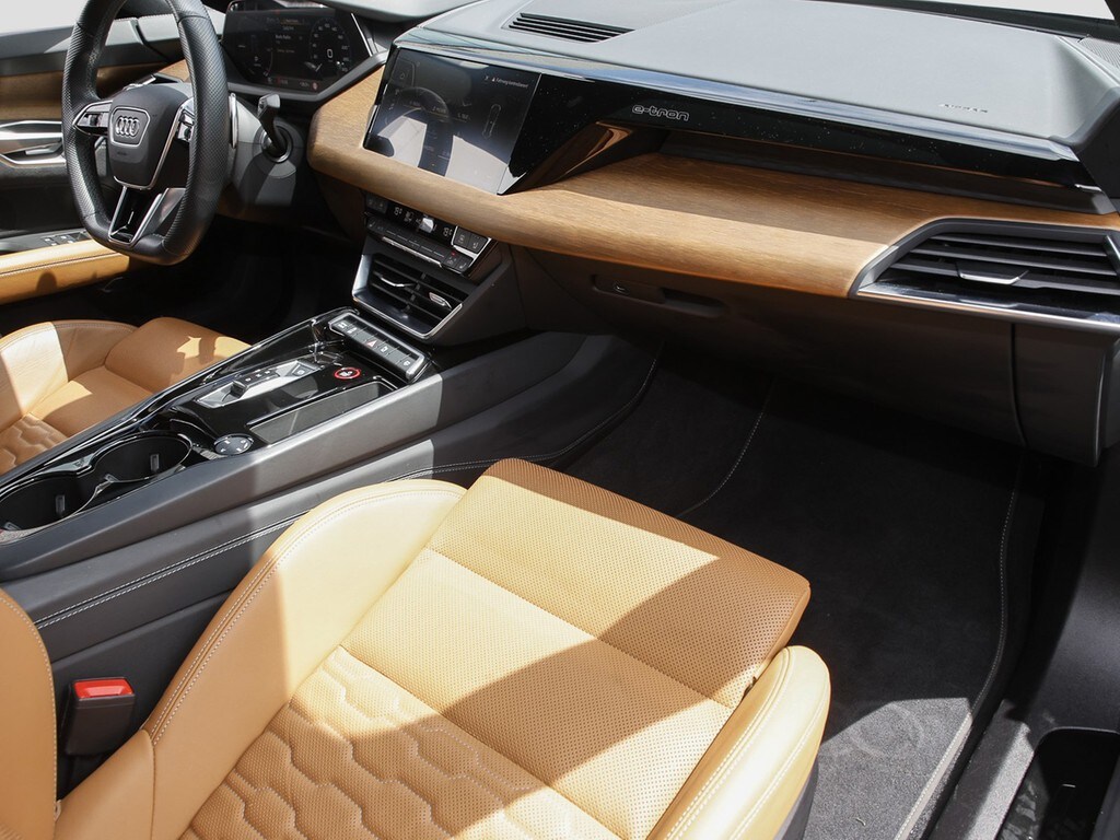 Image about Audi e-tron GT e-tron quattro