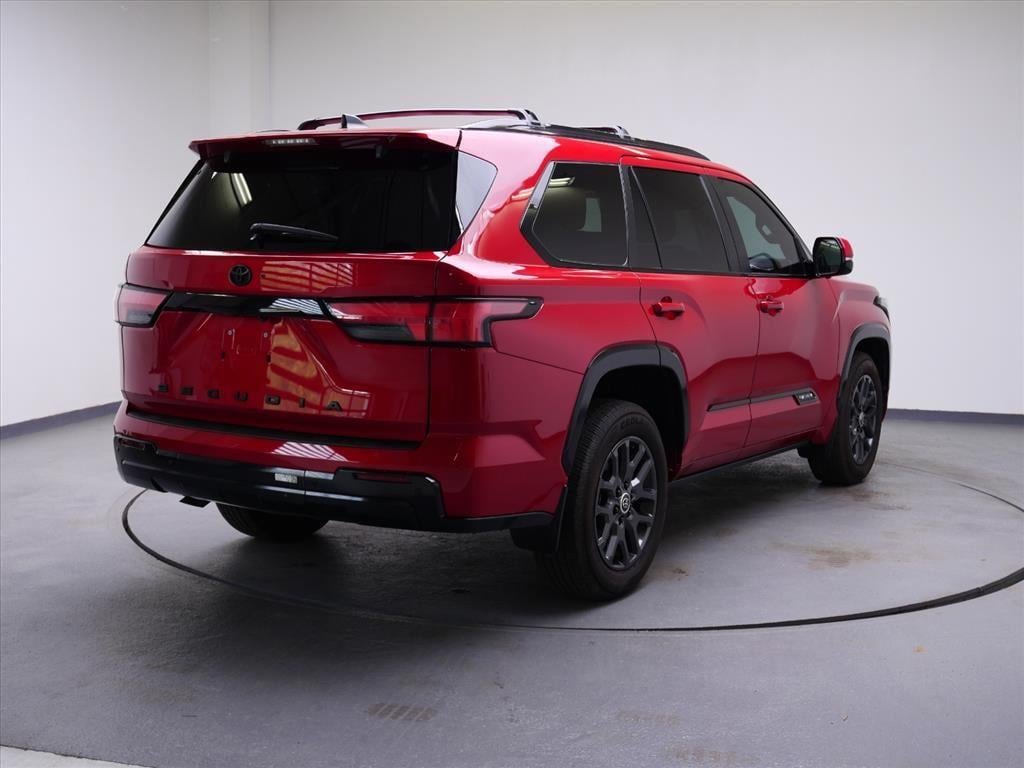 2024 Toyota Sequoia Platinum - Photo 6