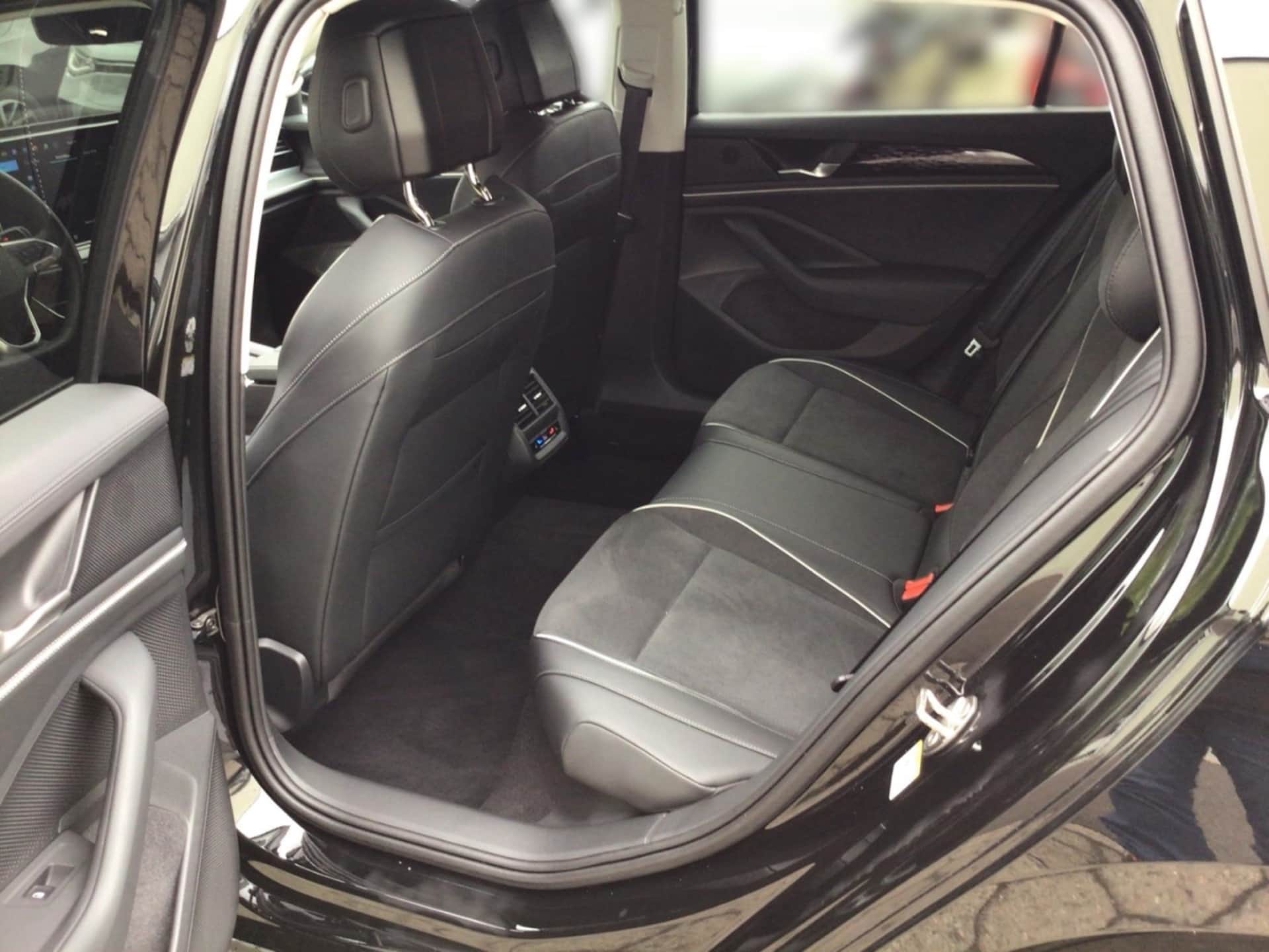 Volkswagen Passat Business