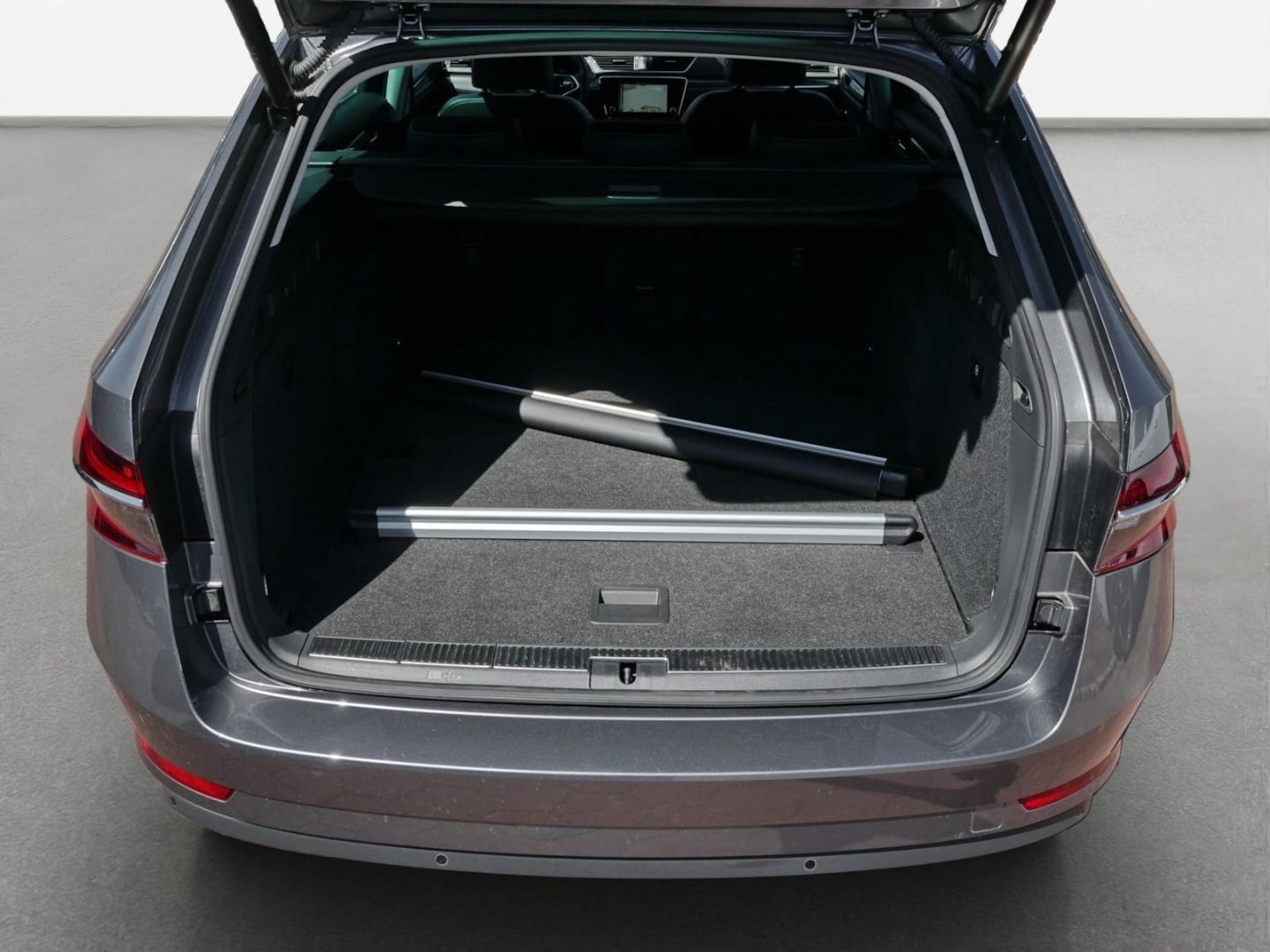 Skoda Superb Combi PREMIUM EDITION