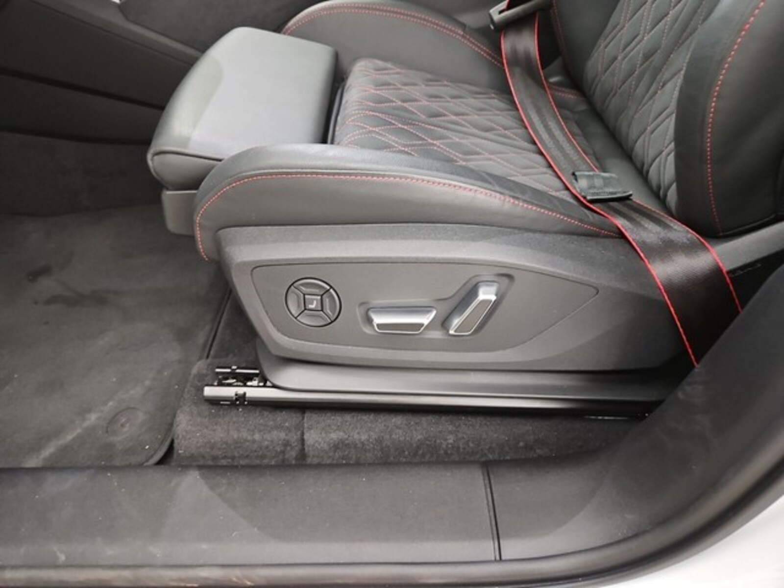 Audi Q6 Sportback e-tron – Bild 6