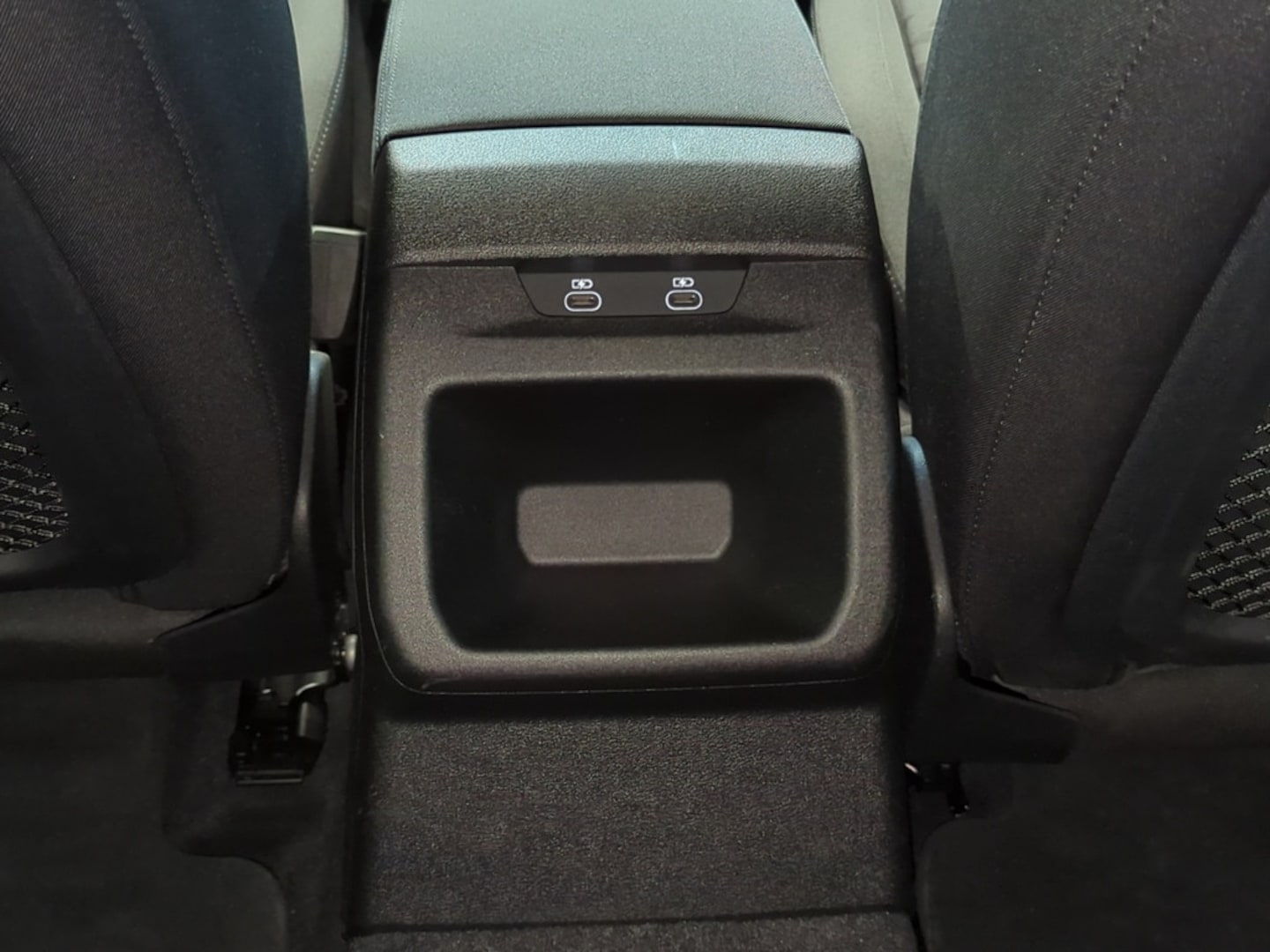Bild über Audi A5 Avant TDI 150 kW S tronic - für weitere Informationen kontaktieren Sie den Audi Partner