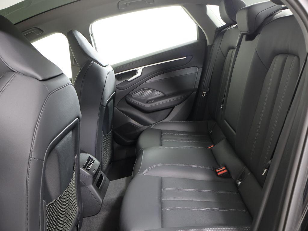 2026 Audi A6 Premium - Photo 23