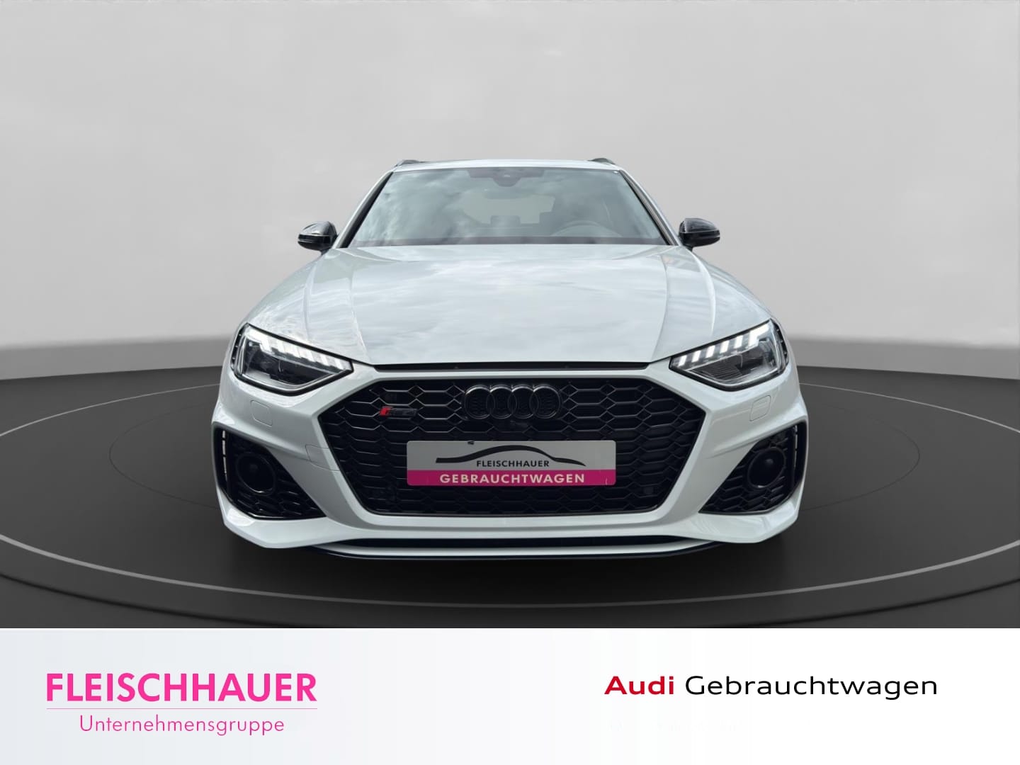 Bild über Audi RS 4 Avant TFSI quattro tiptronic - für weitere Informationen kontaktieren Sie den Audi Partner