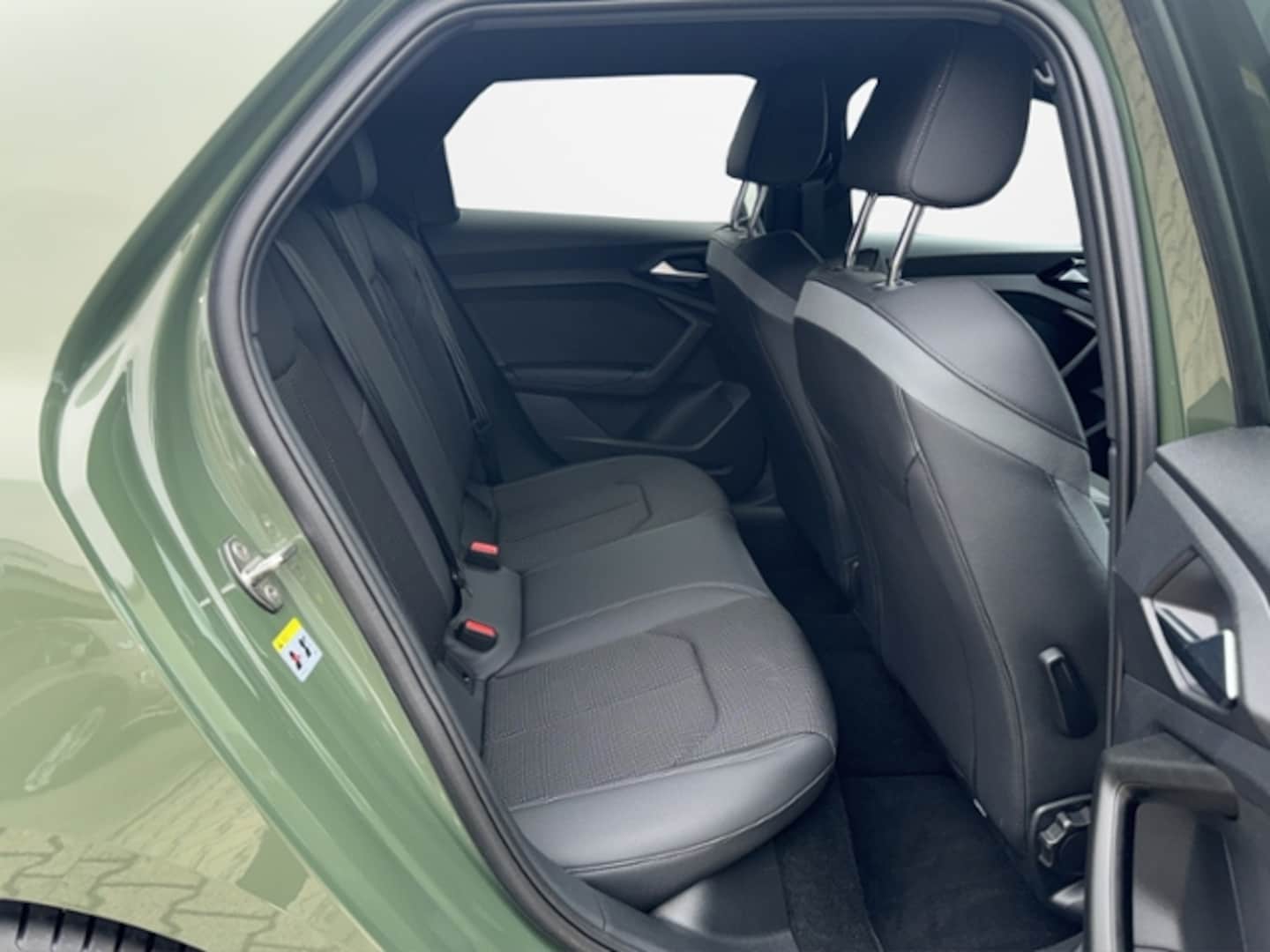 Bild über Audi A1 Sportback S line 25 TFSI S tronic - für weitere Informationen kontaktieren Sie den Audi Partner