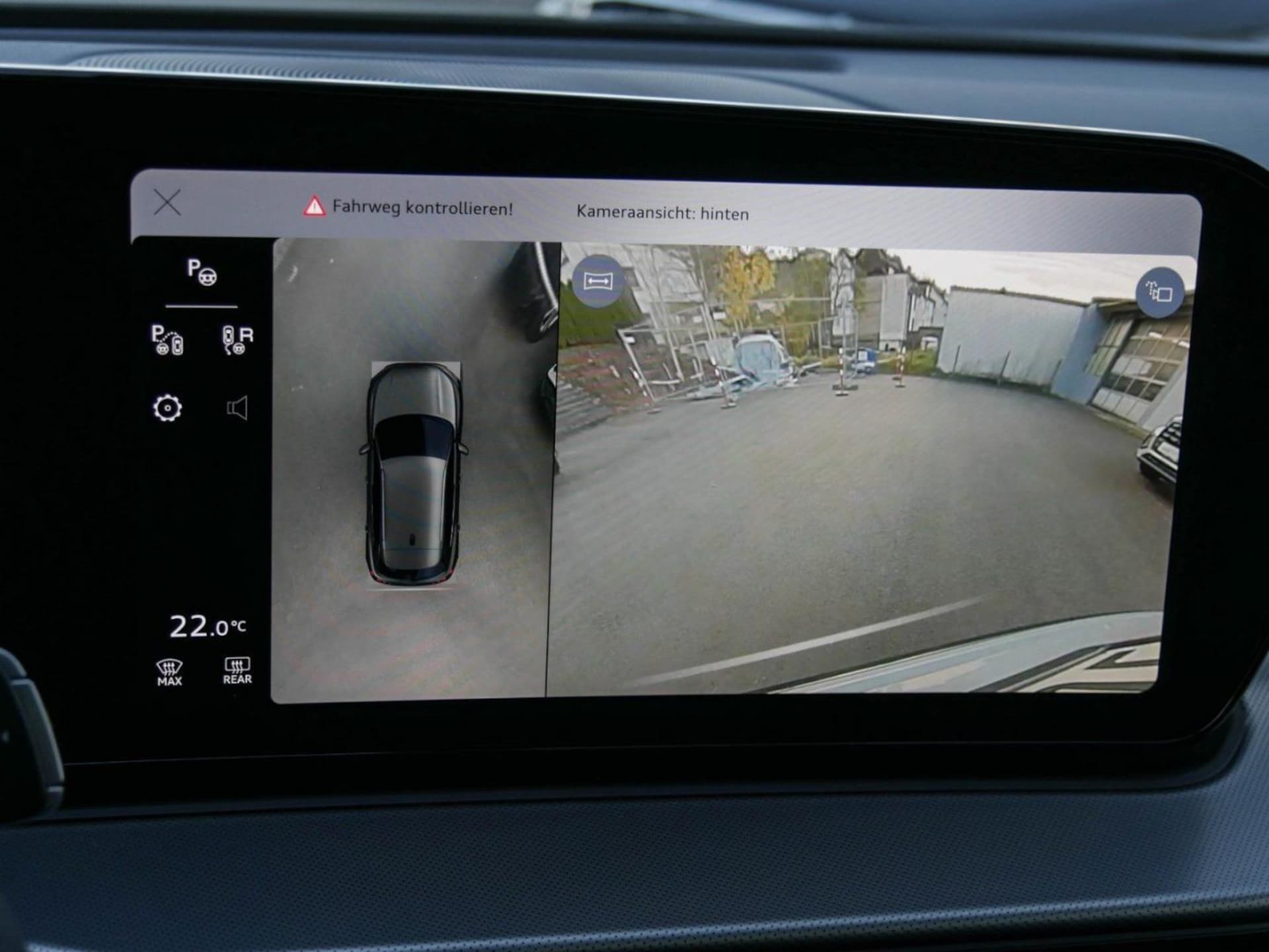 Audi Q3 SUV e-hybrid