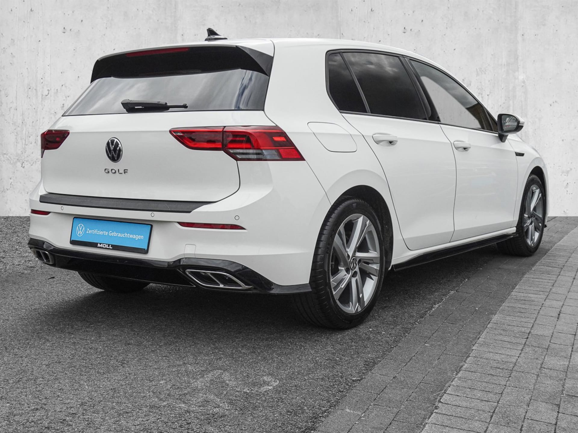 Volkswagen Golf R-Line