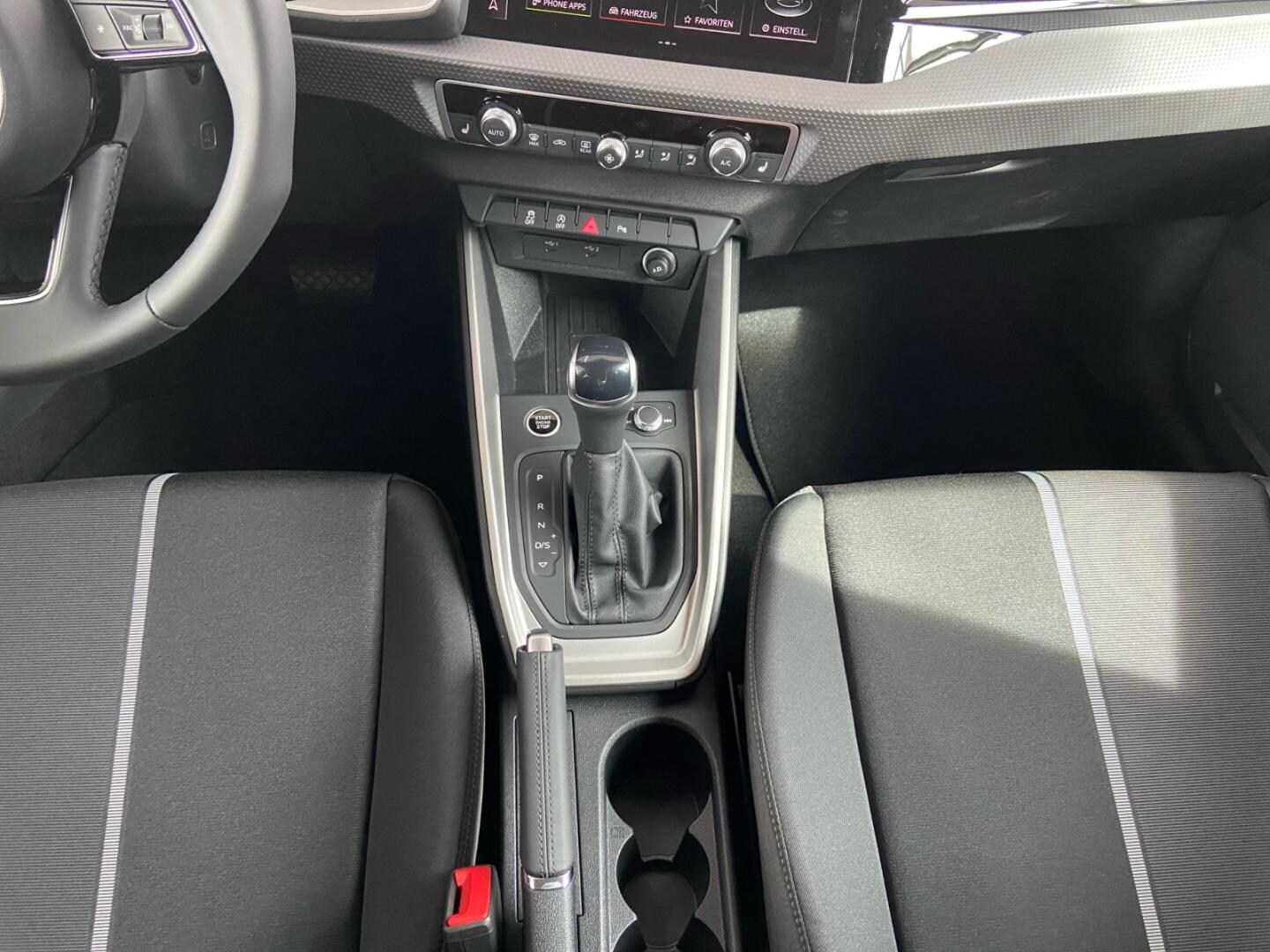 Bild über Audi A1 Sportback advanced 25 TFSI S tronic - für weitere Informationen kontaktieren Sie den Audi Partner